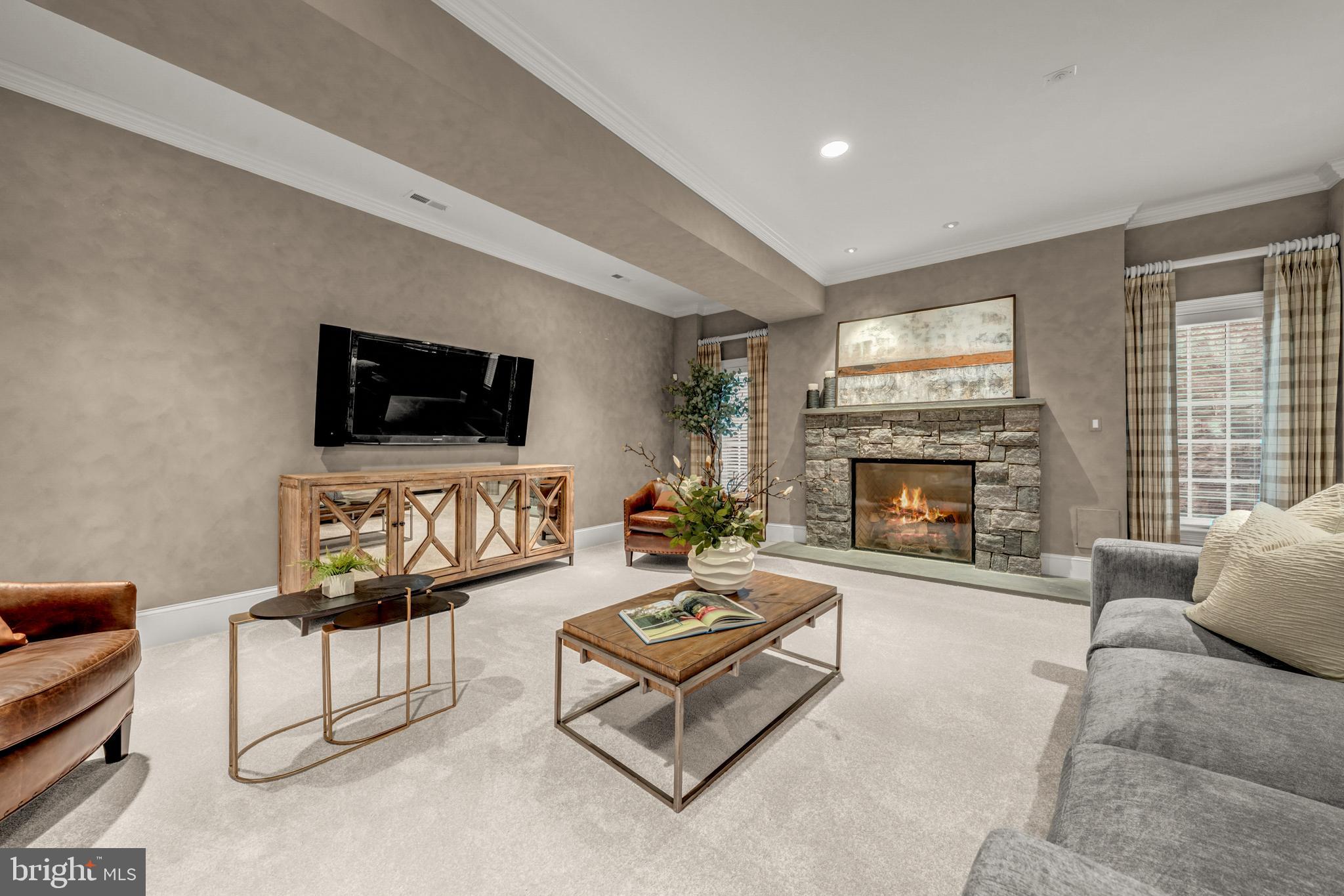 SHIRLEY WOODS - Residential