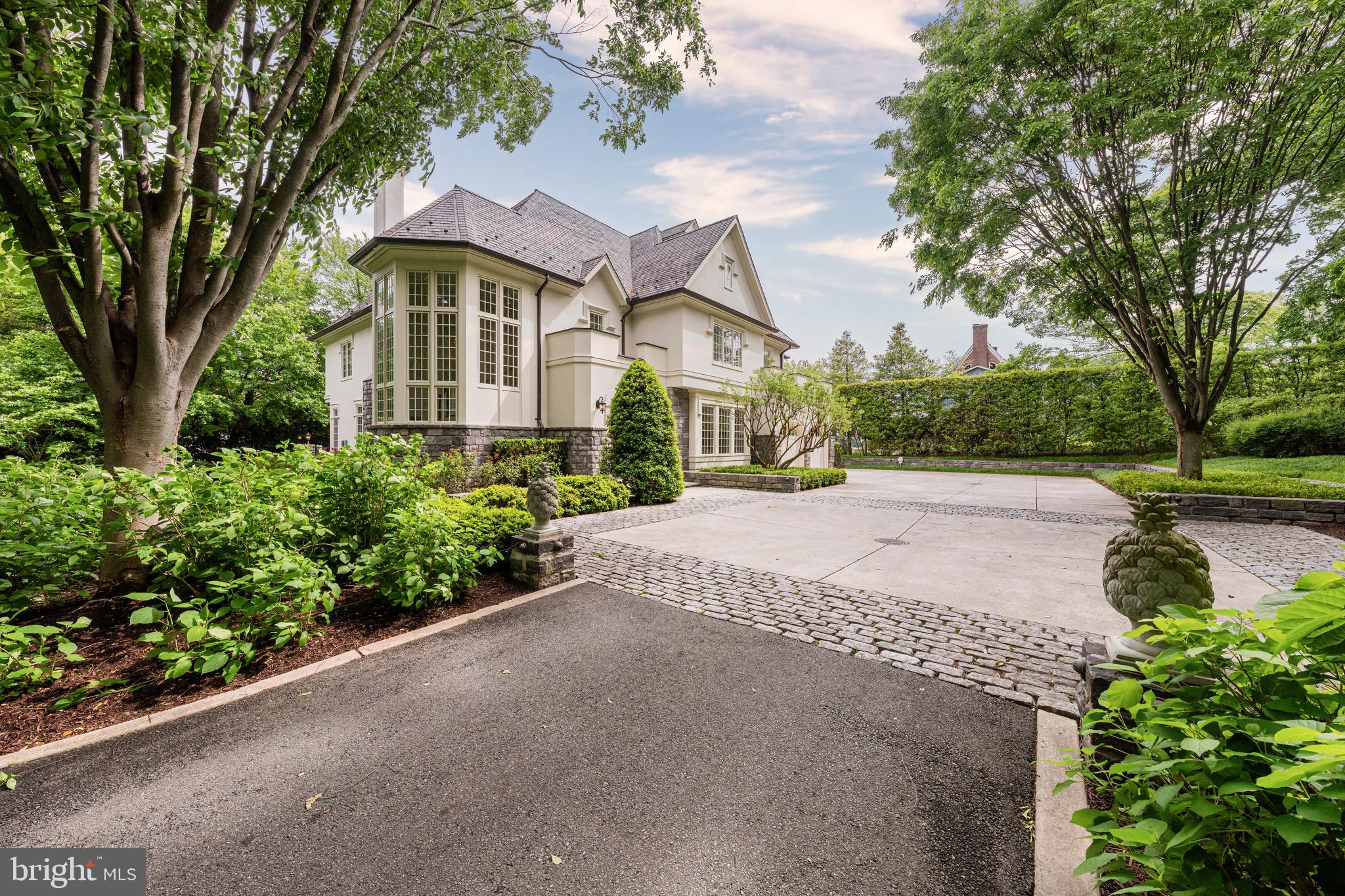 SHIRLEY WOODS - Residential
