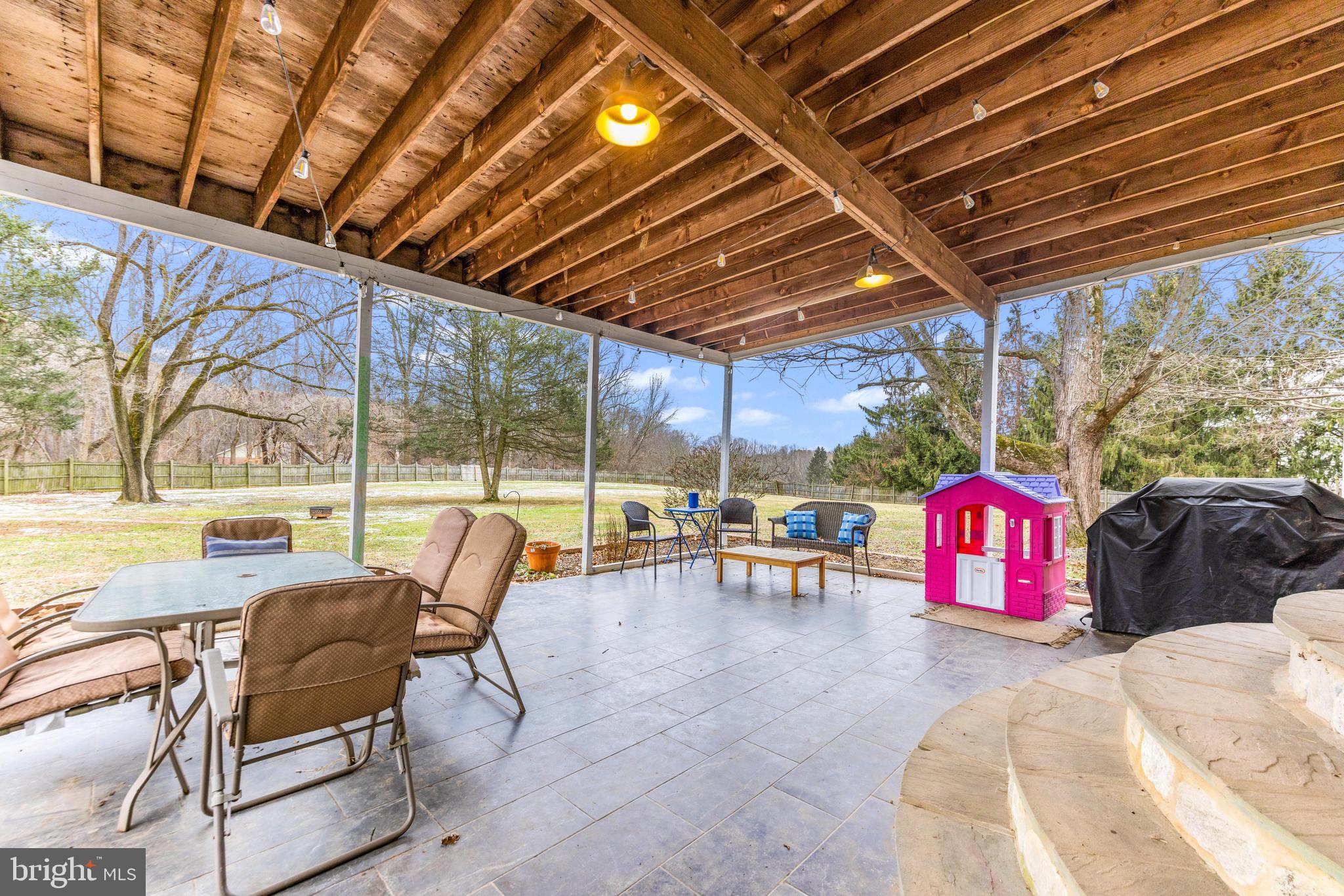 MIDDLETOWN FARMS - Residential