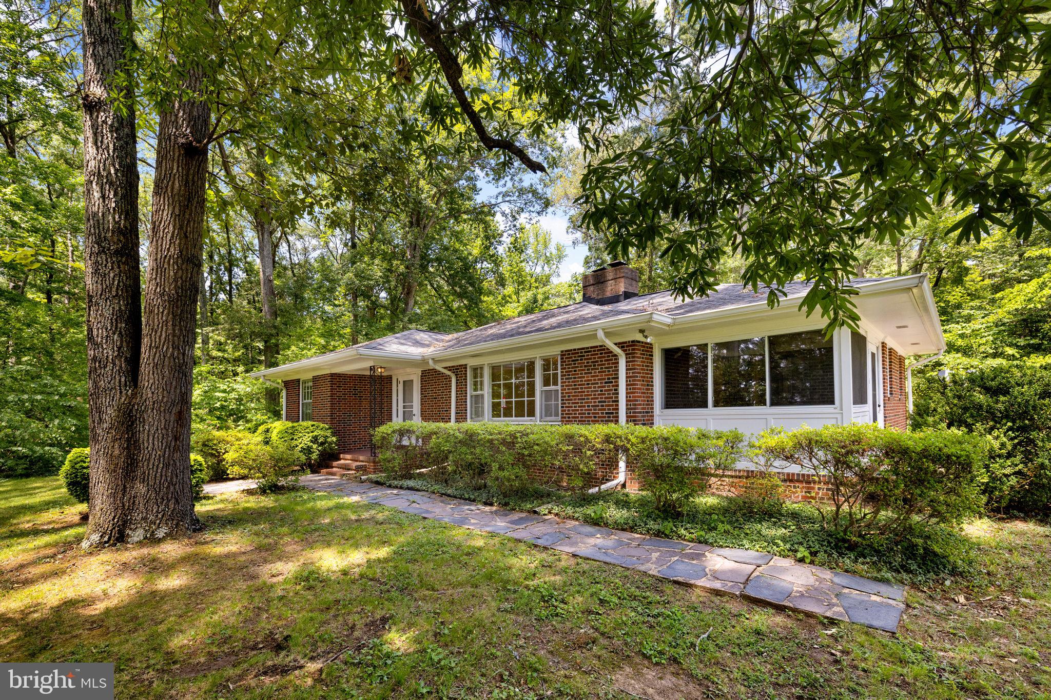 1517 KINGS HIGHWAY