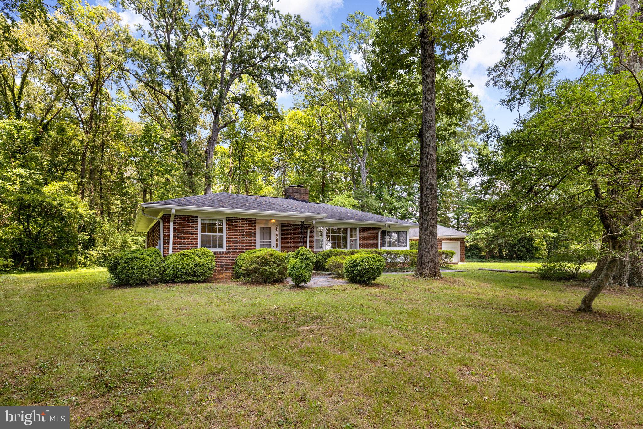 1517 KINGS HIGHWAY