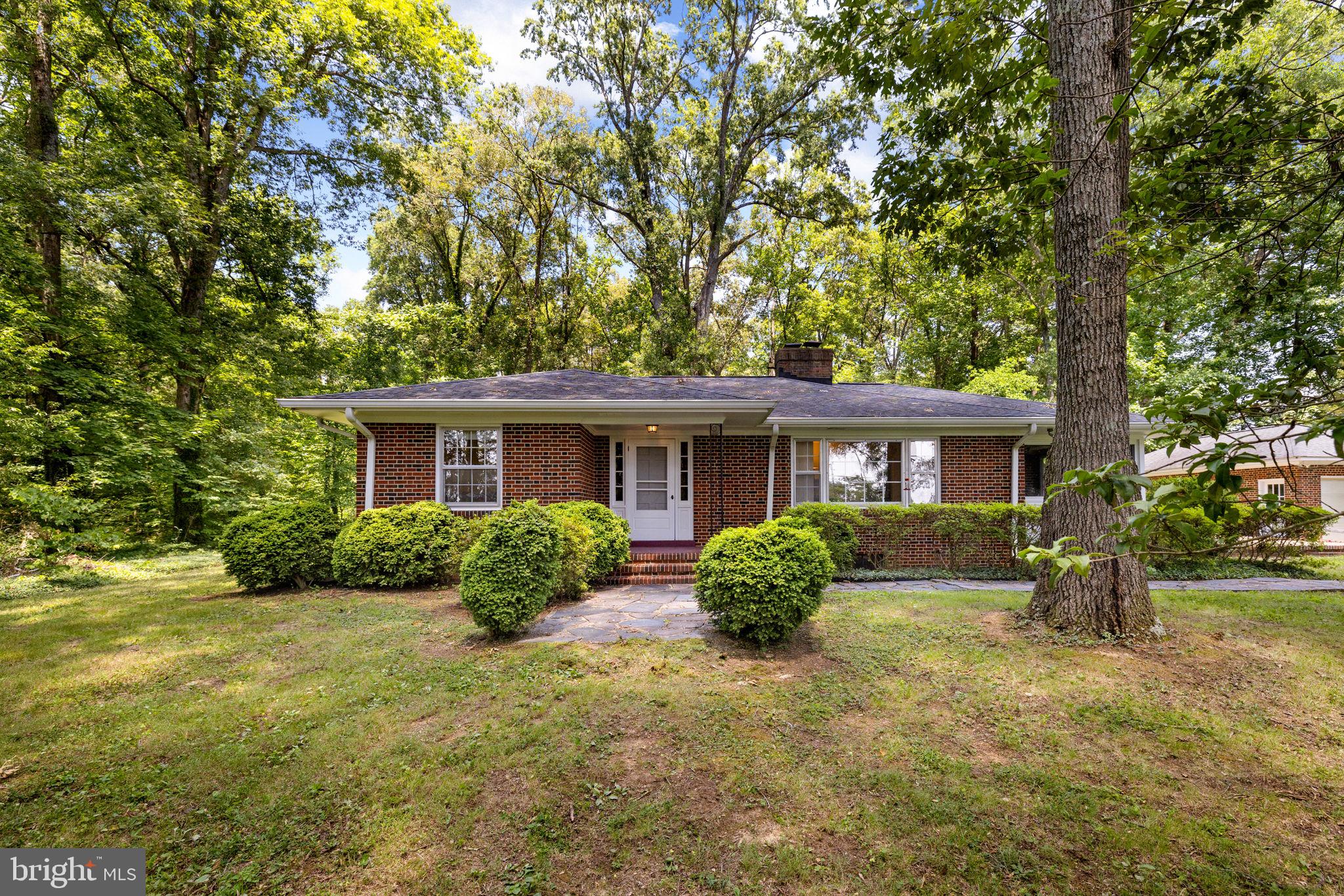 1517 KINGS HIGHWAY