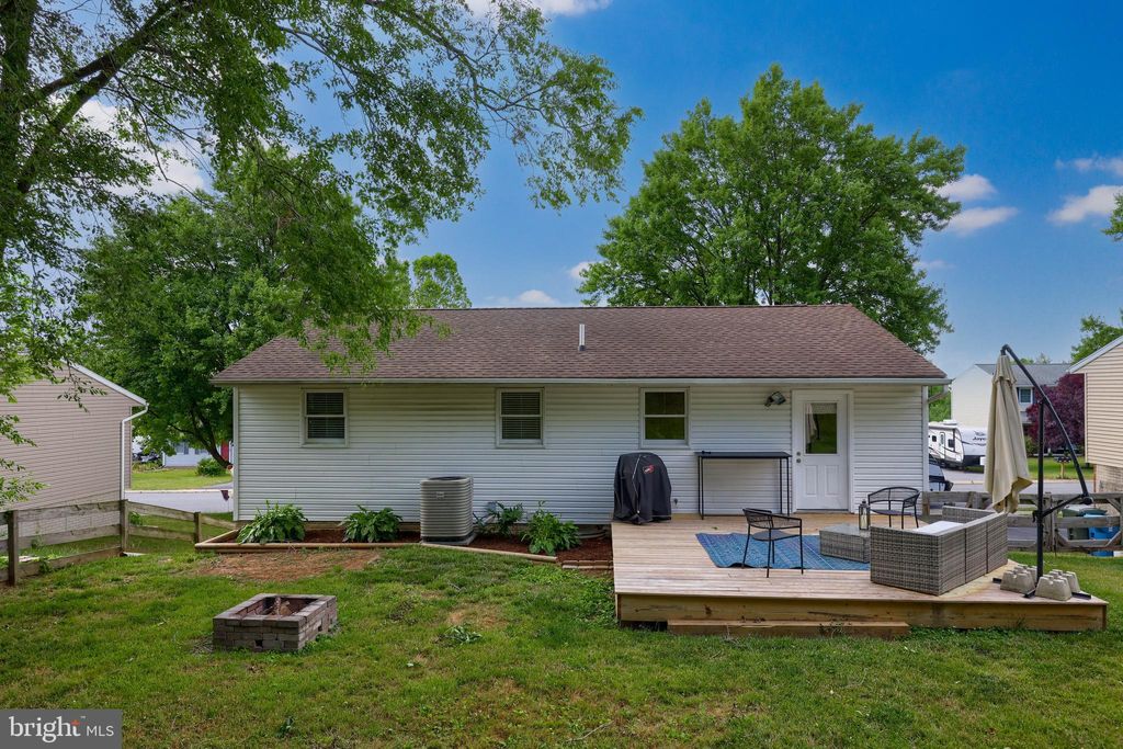 Photo of 4152 MAGNOLIA DR, MOUNT JOY, PA 17552 (MLS # PALA2036518)