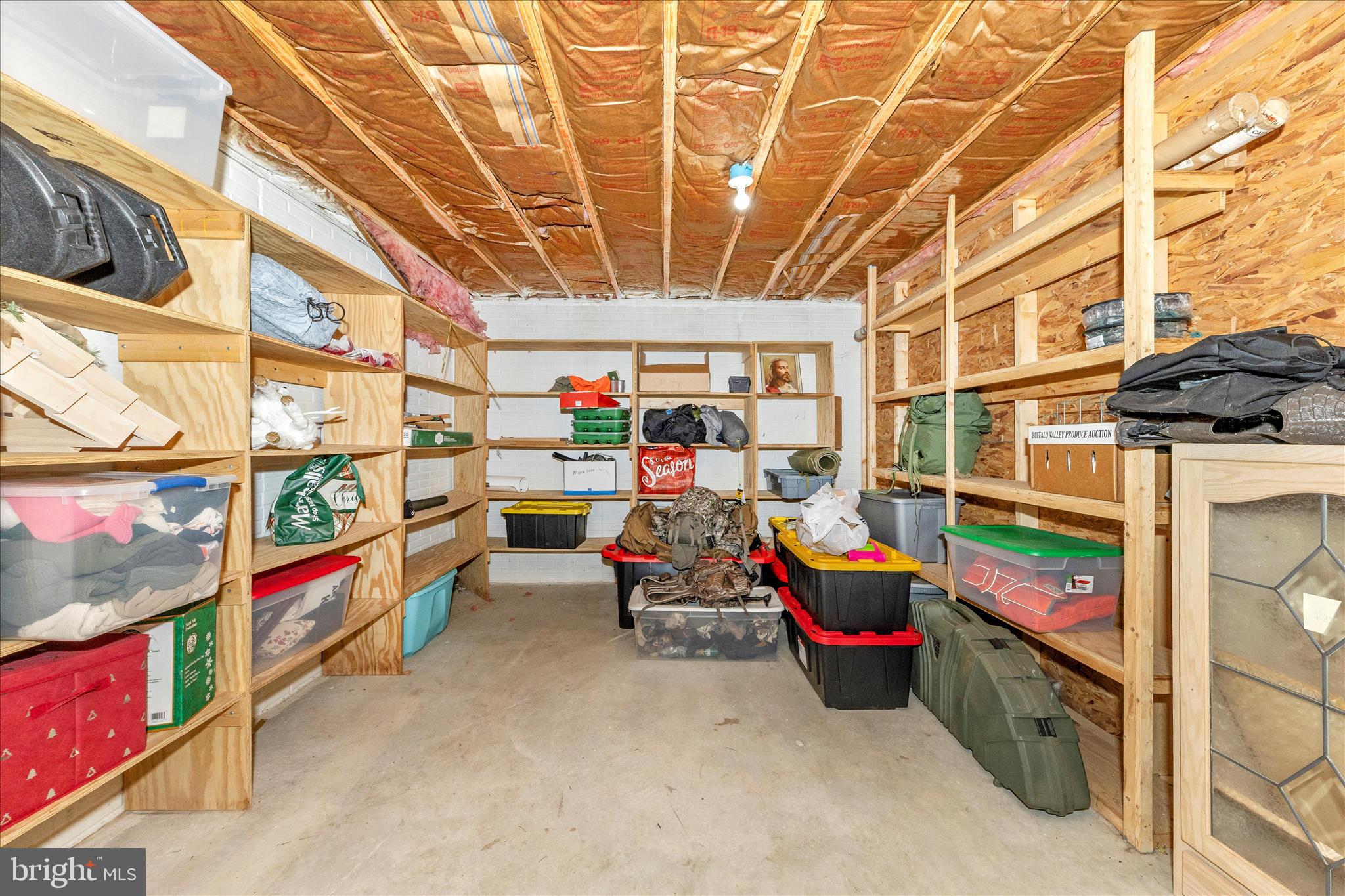 THE VILLAGE ESTATES - Residential