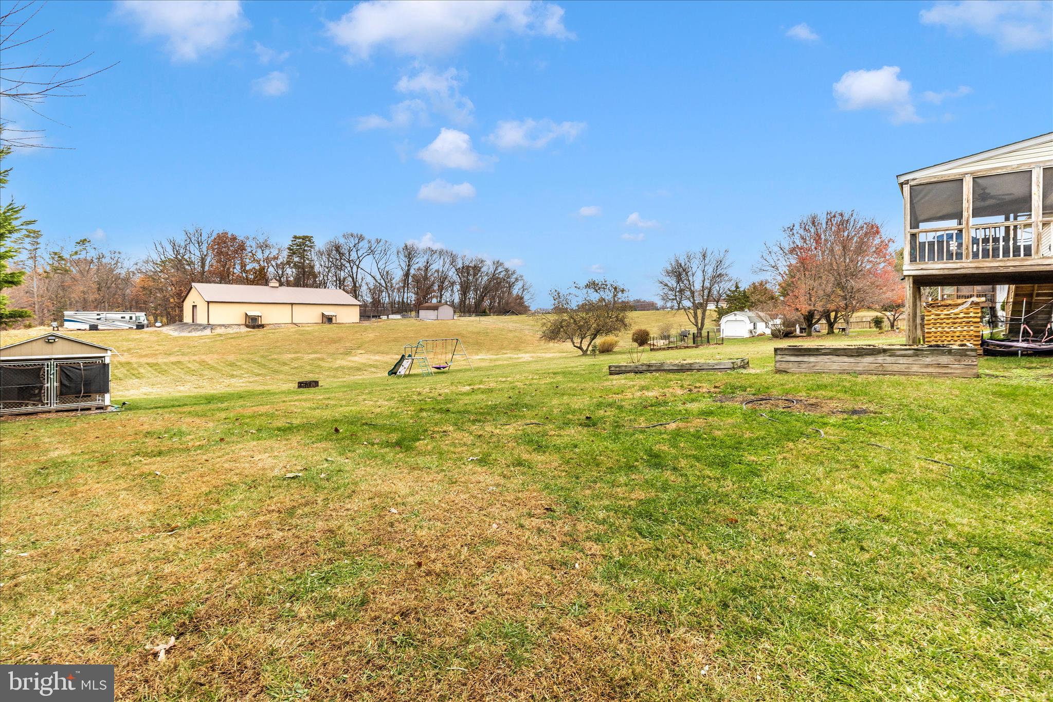 THE VILLAGE ESTATES - Residential