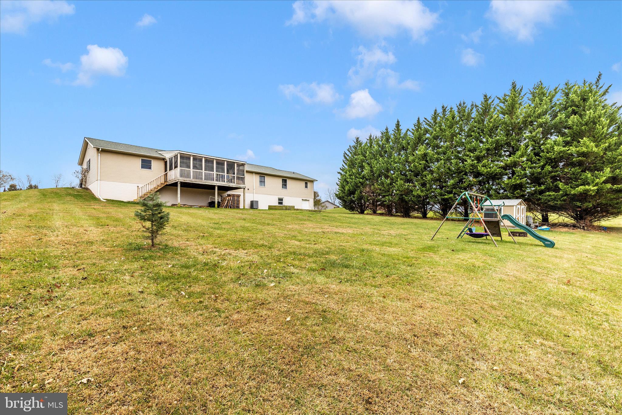 THE VILLAGE ESTATES - Residential