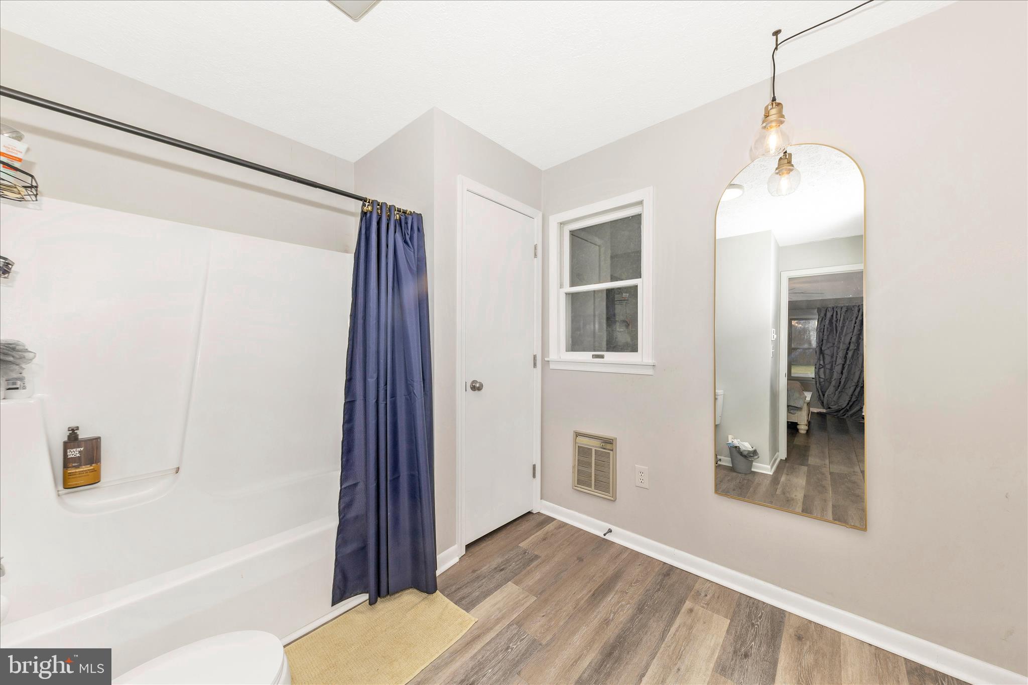 THE VILLAGE ESTATES - Residential