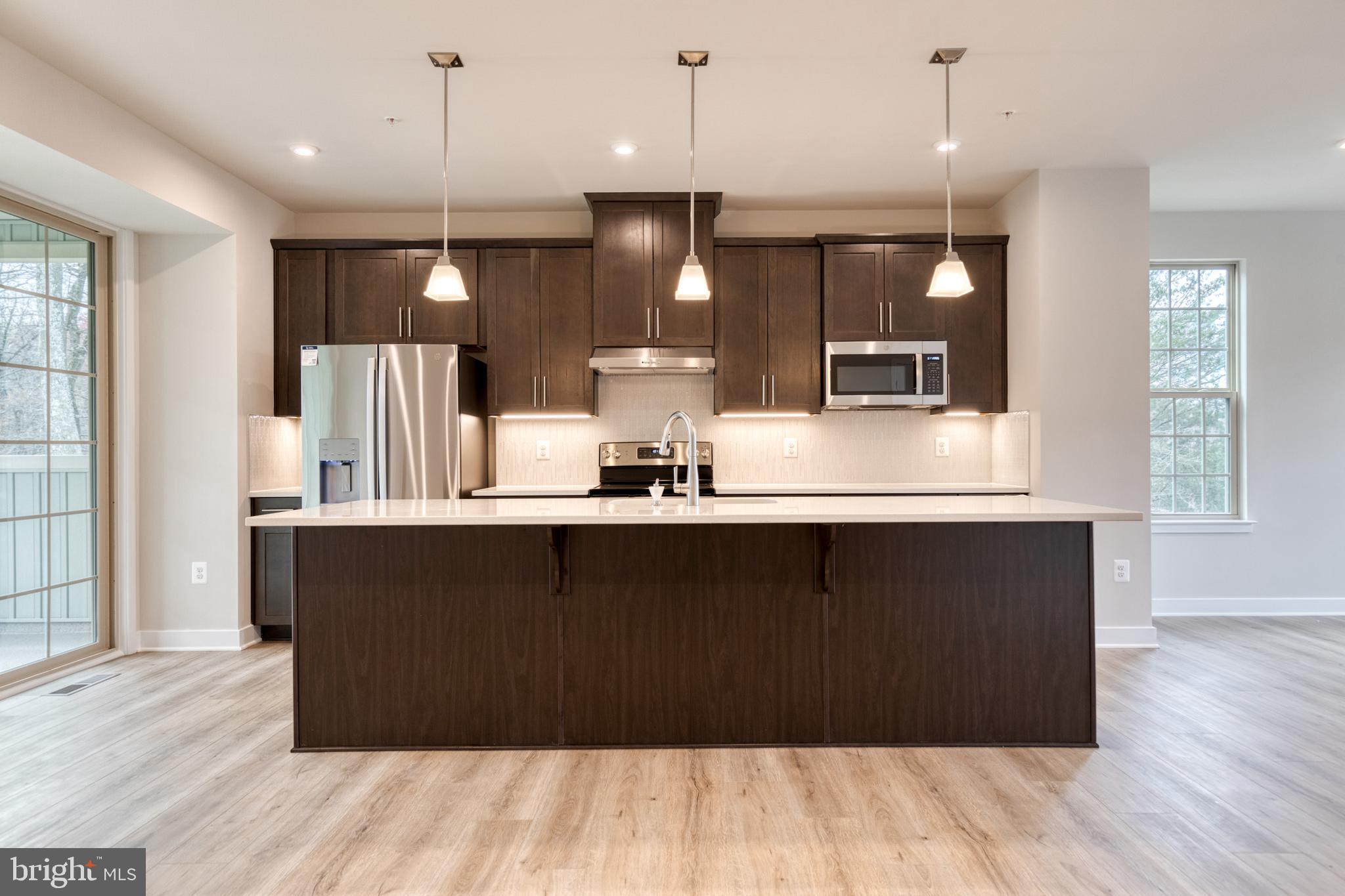 PARKSIDE - Residential