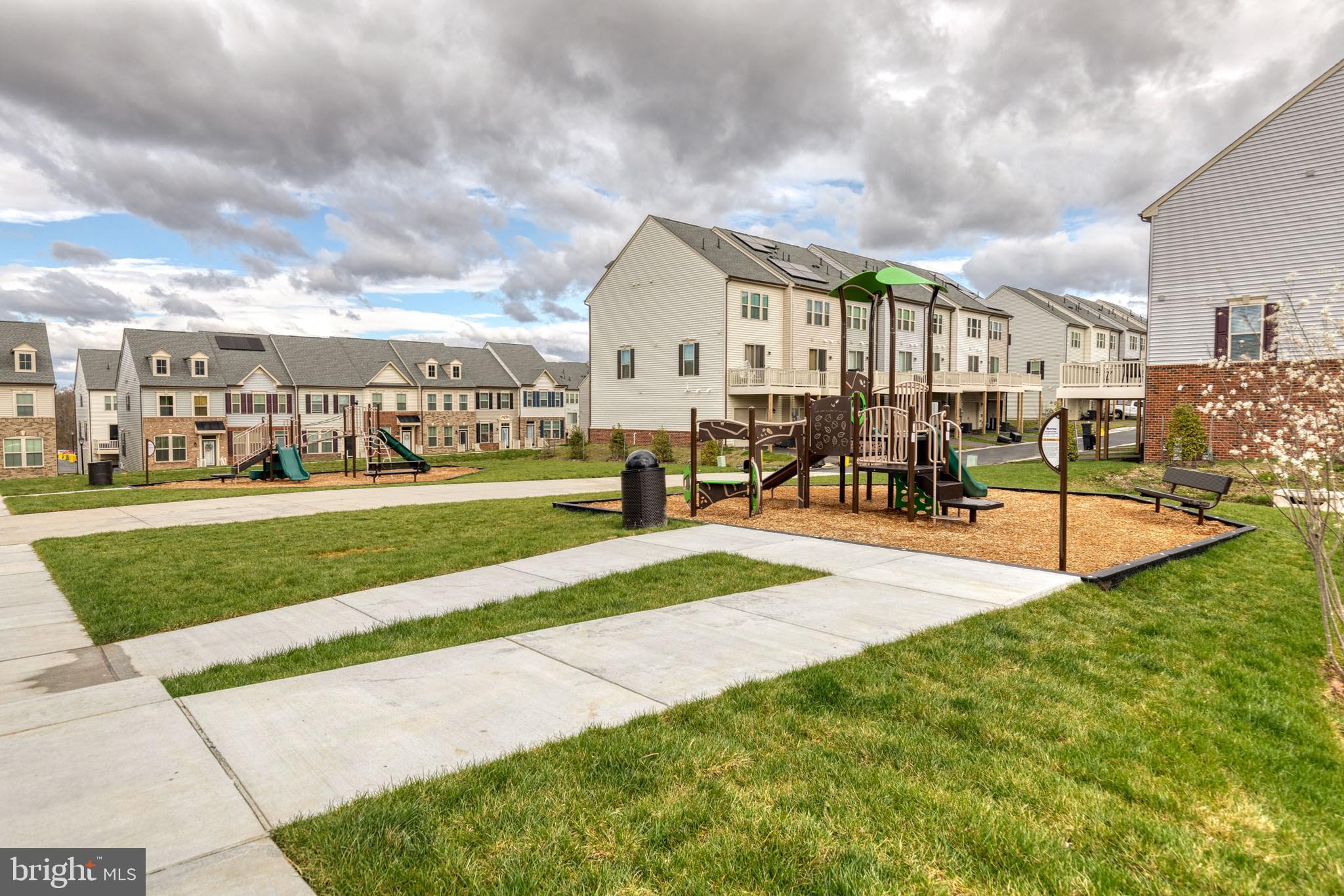 PARKSIDE - Residential