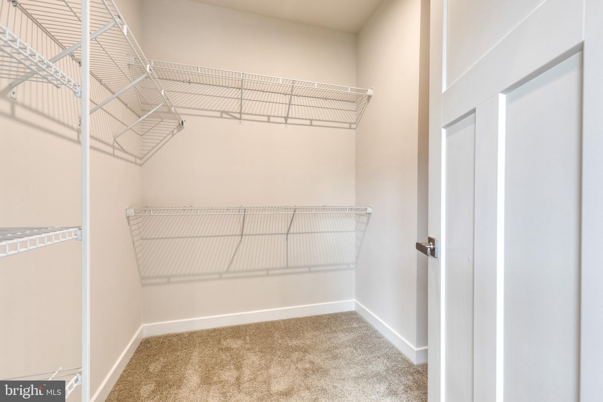 PARKSIDE - Residential