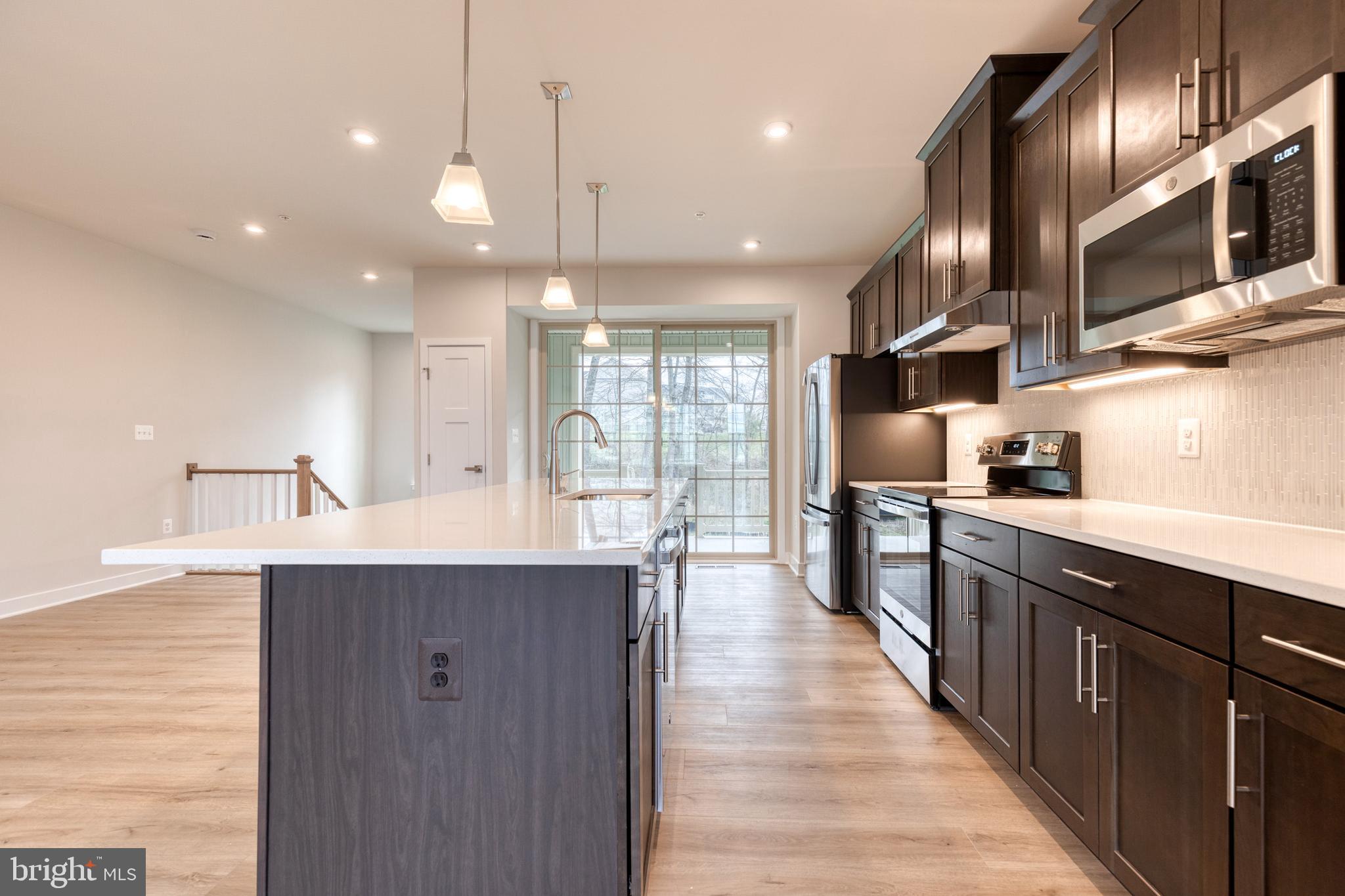 PARKSIDE - Residential