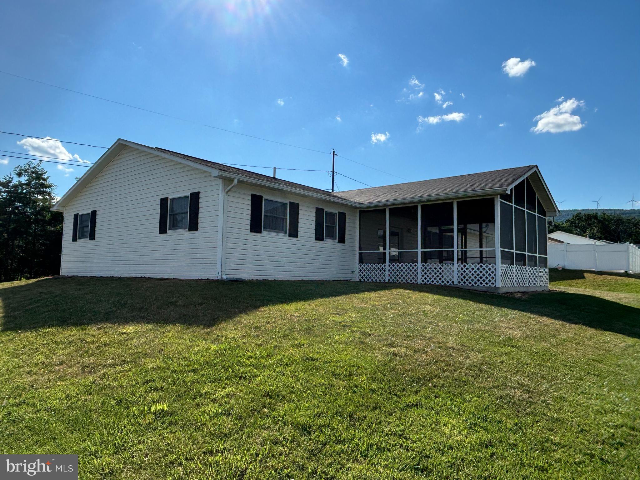 QUAIL VALLEY ESTATES - Residential