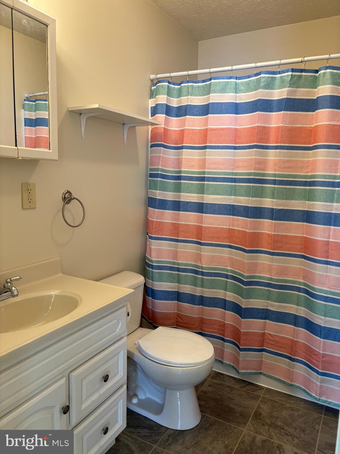 QUAIL VALLEY ESTATES - Residential