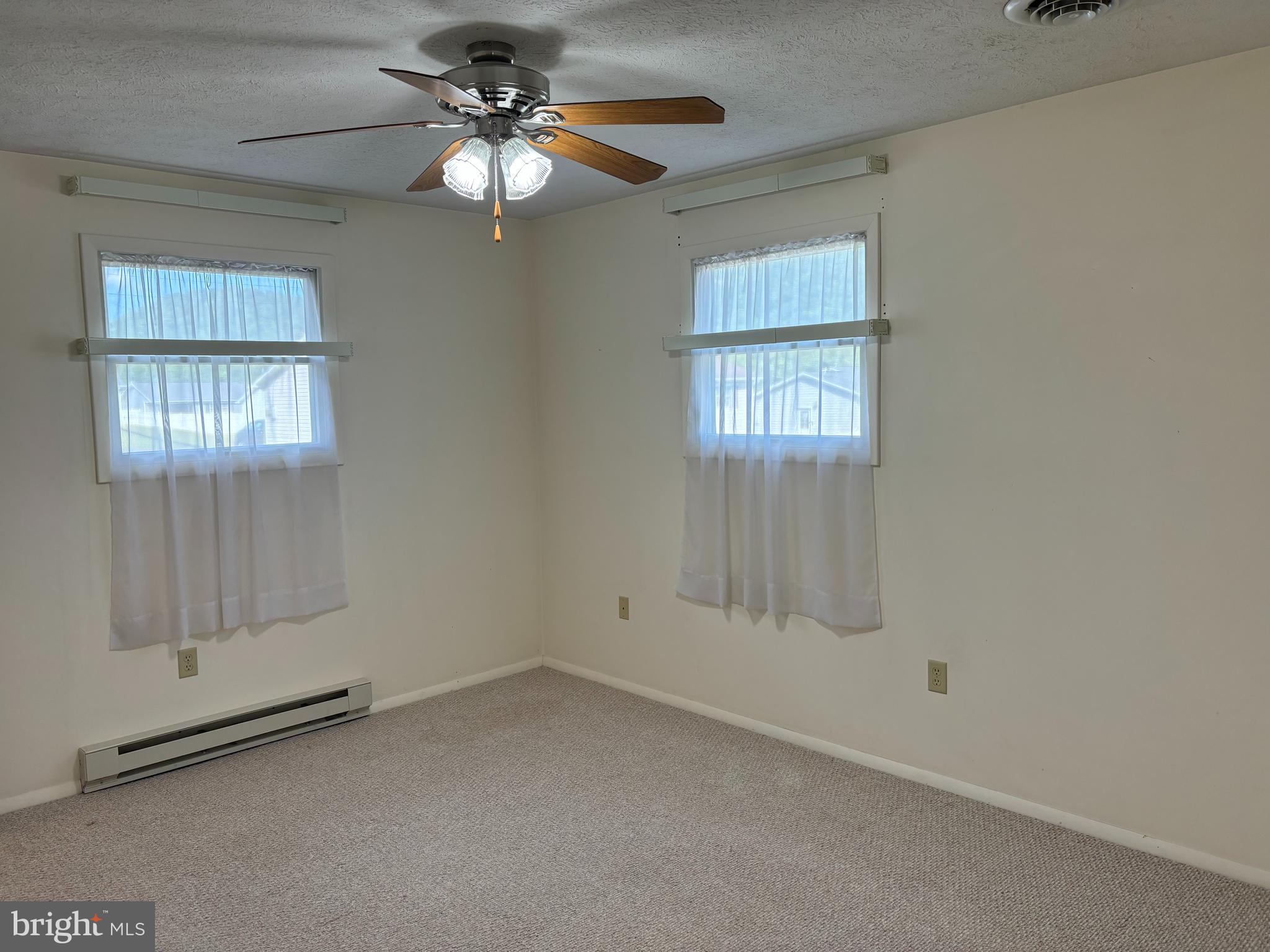 QUAIL VALLEY ESTATES - Residential