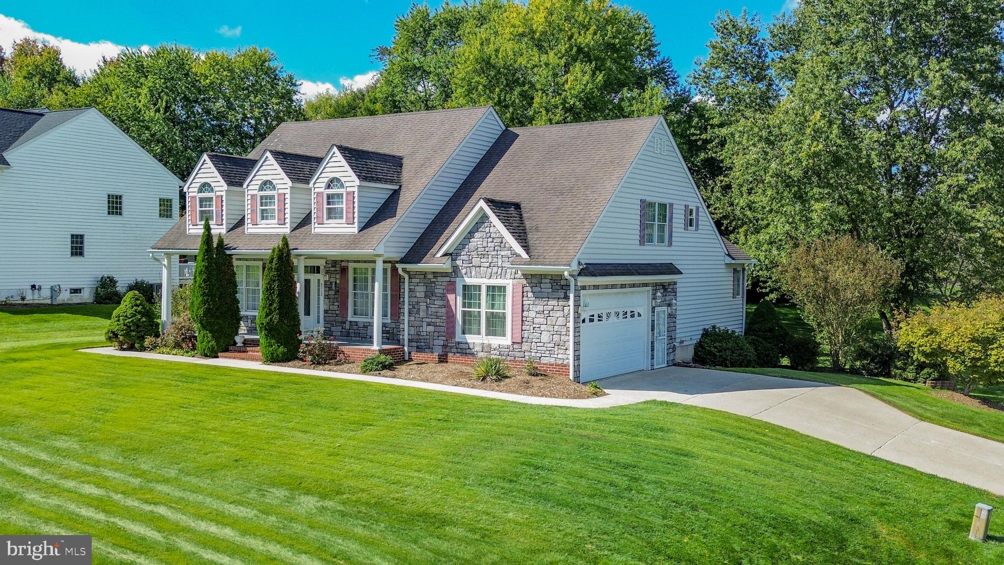 9713 FORGE VIEW ROAD