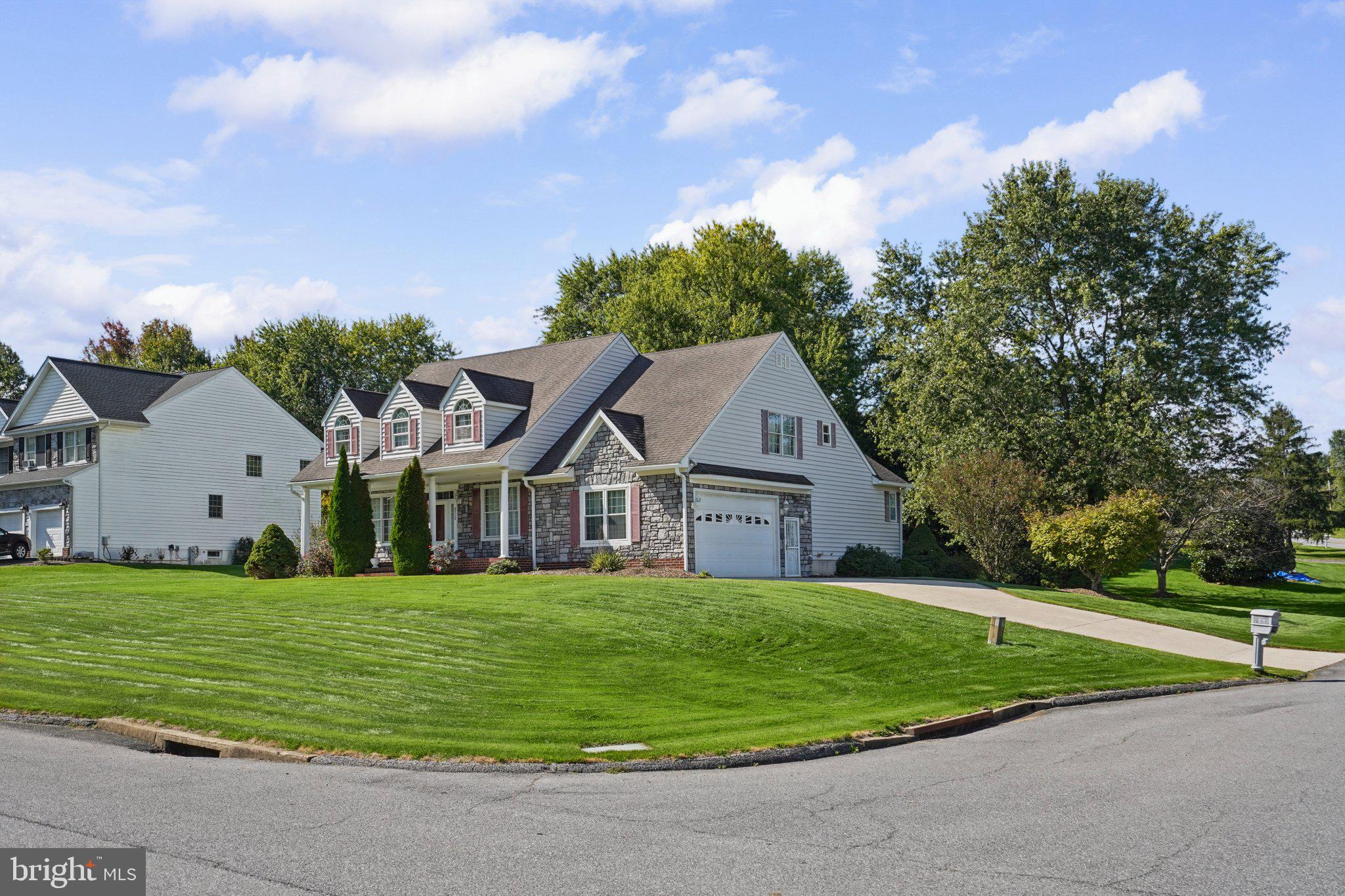9713 FORGE VIEW ROAD