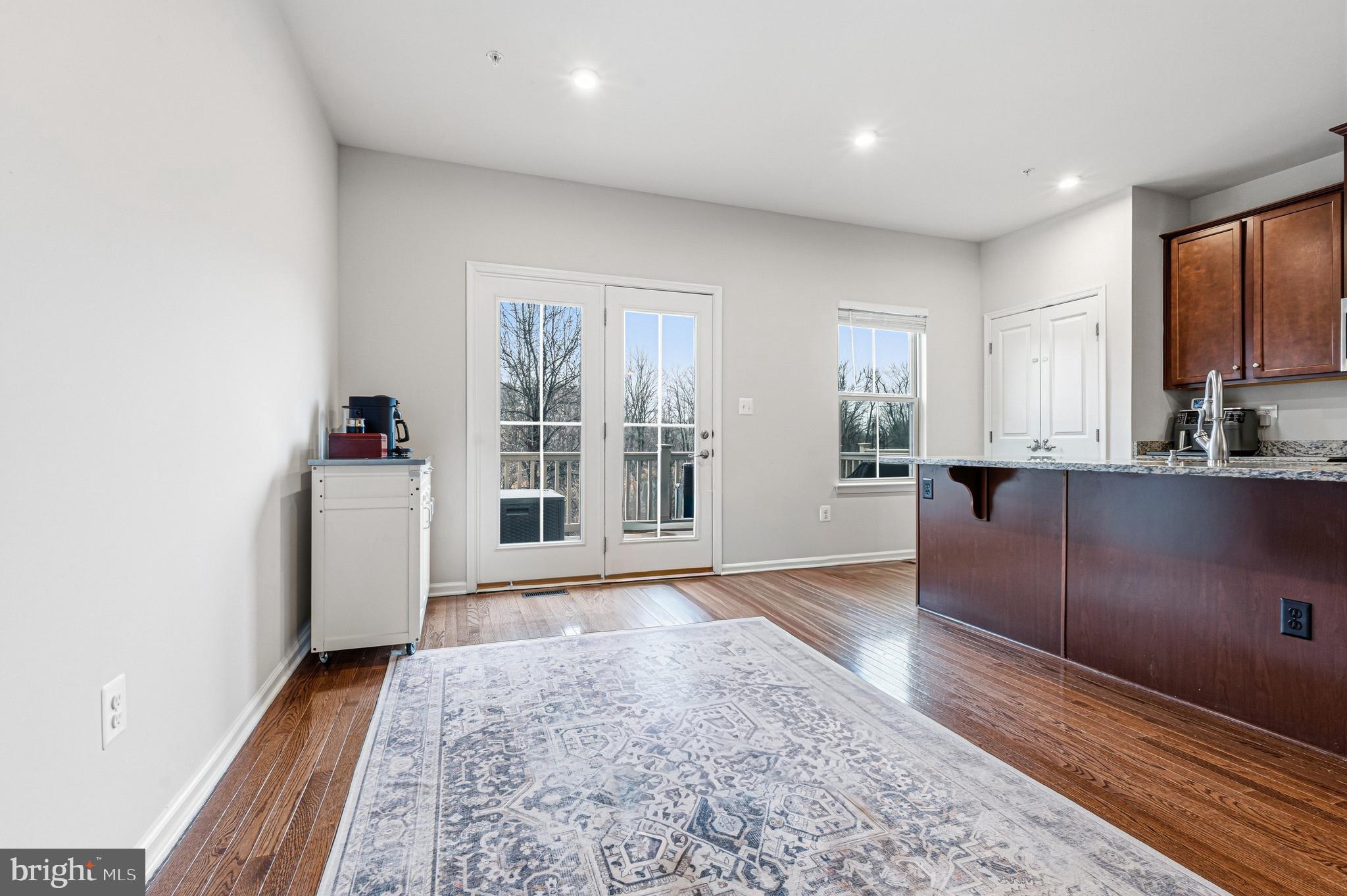 TOWNES AT BYNUM RUN - Residential