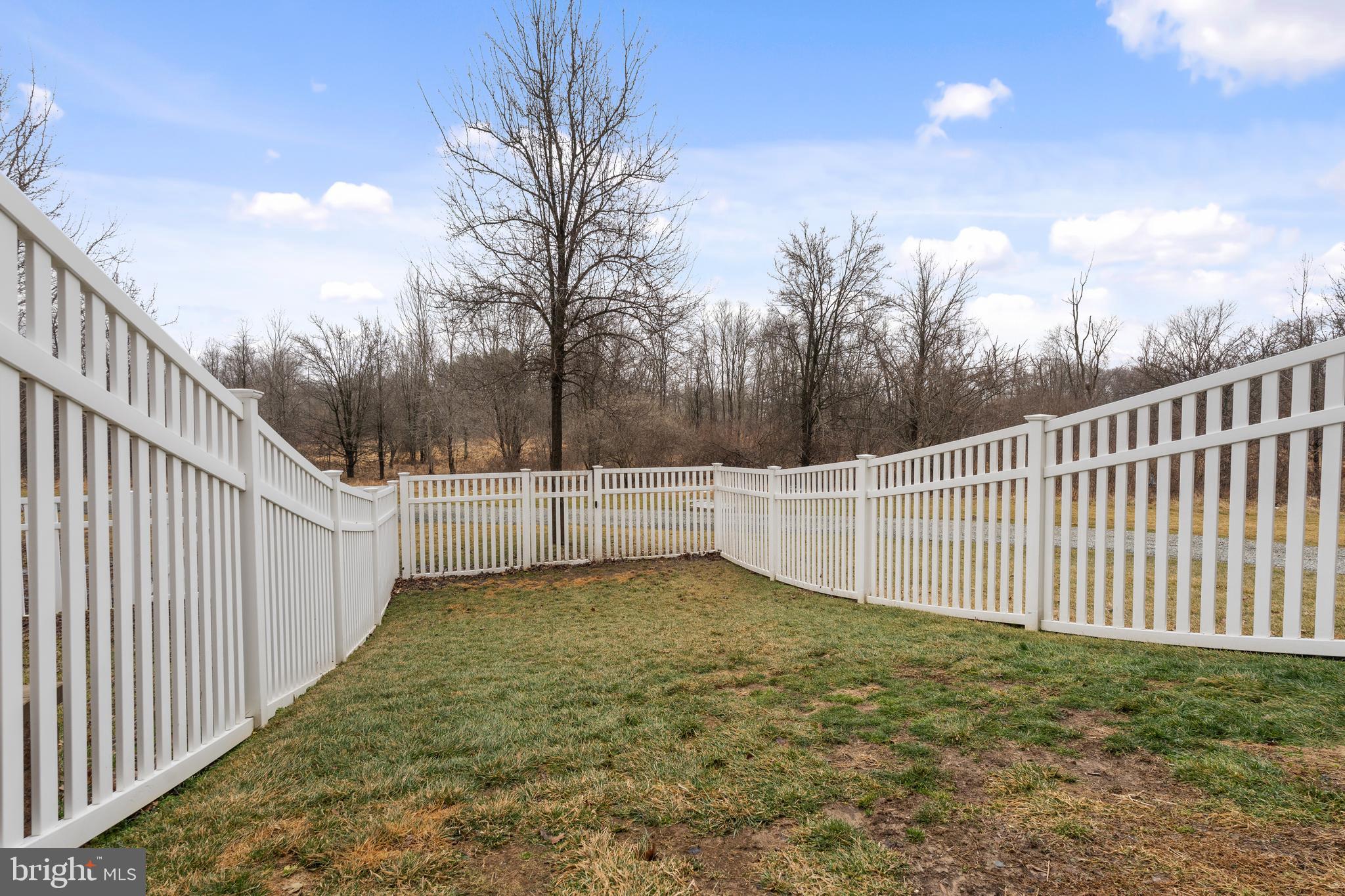 TOWNES AT BYNUM RUN - Residential