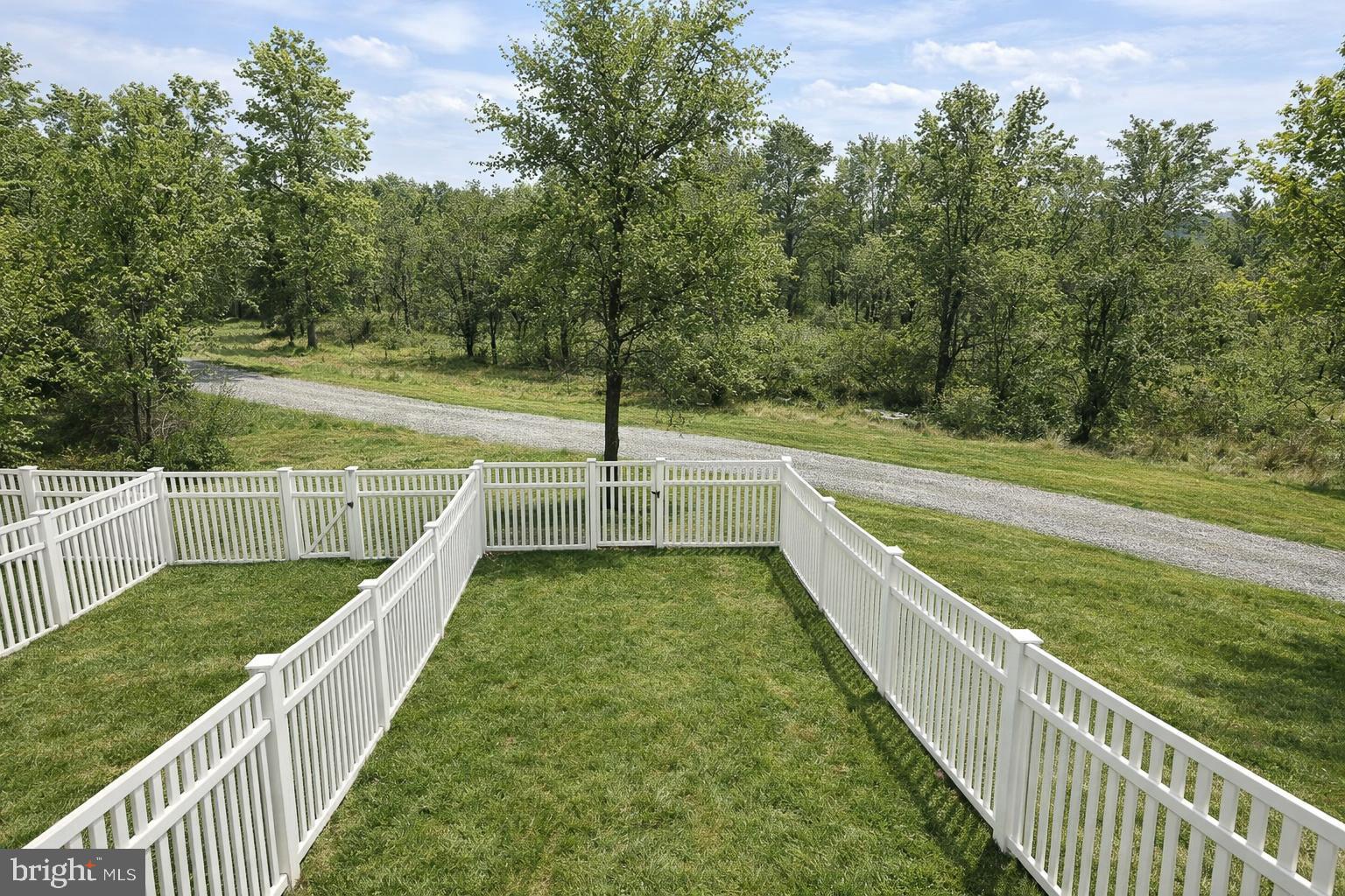 TOWNES AT BYNUM RUN - Residential