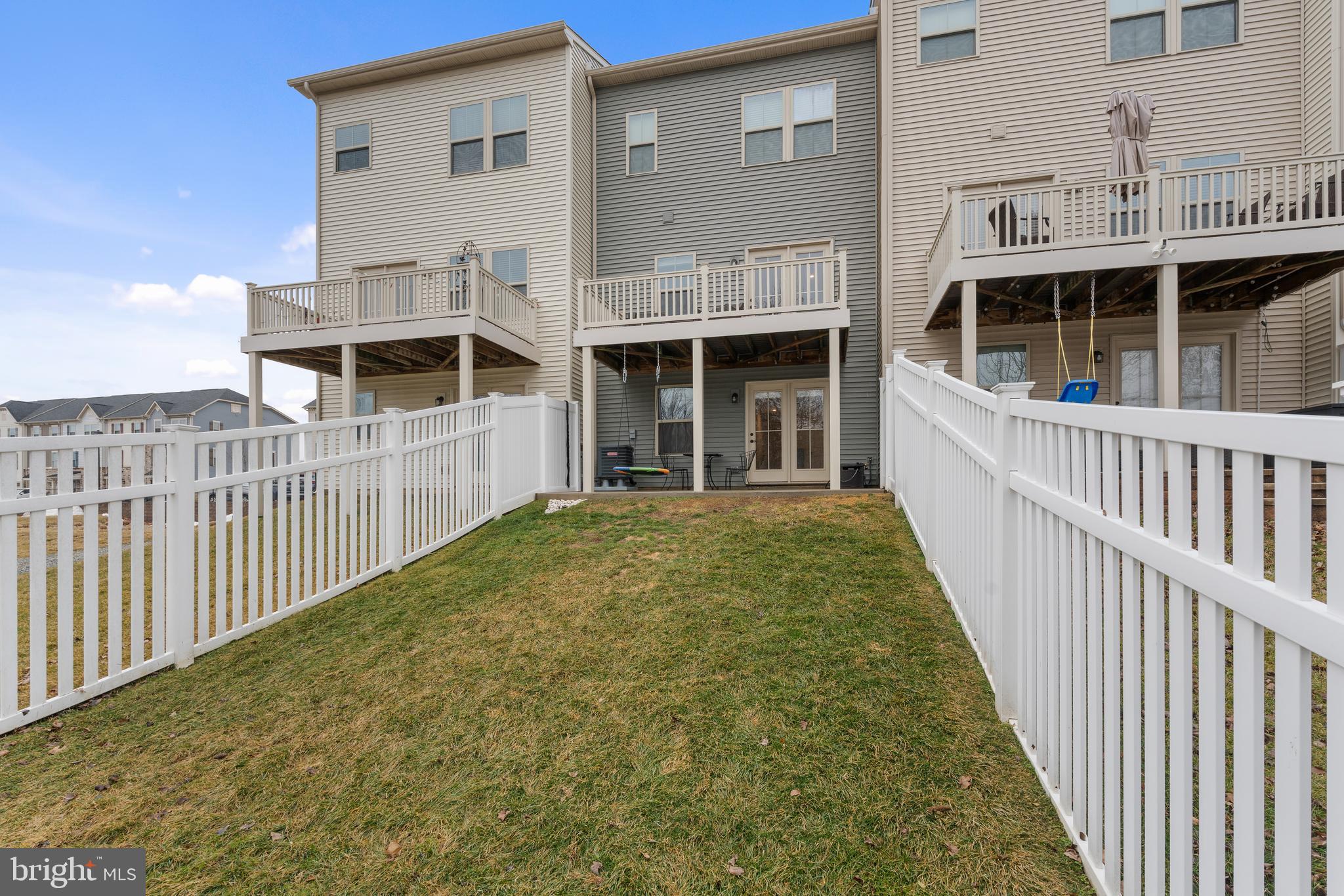 TOWNES AT BYNUM RUN - Residential