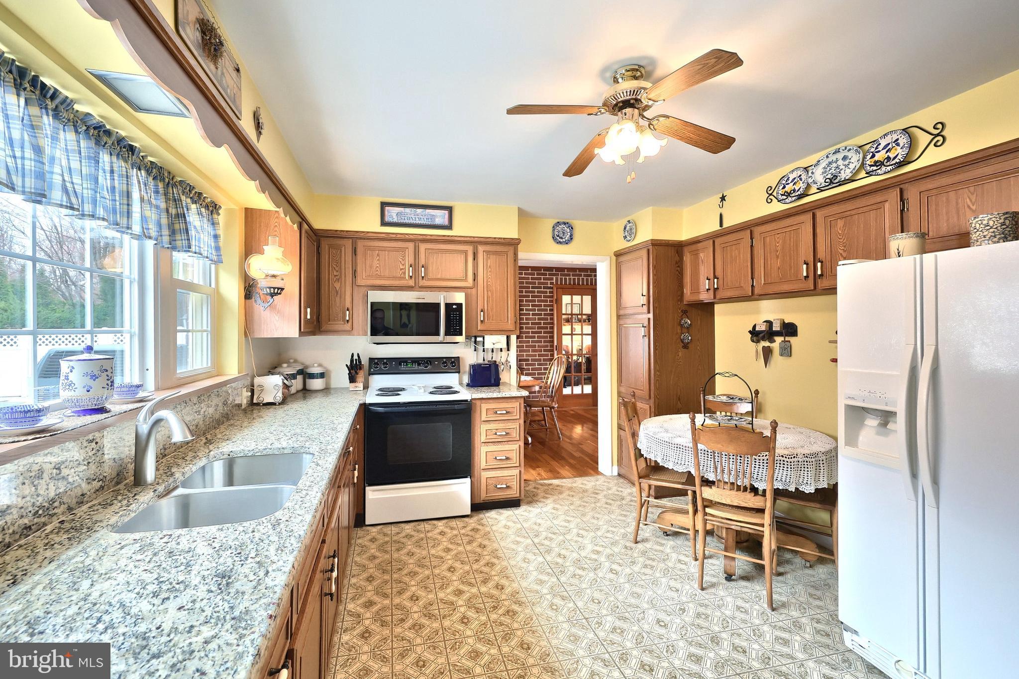 NEW OXFORD AREA - Residential