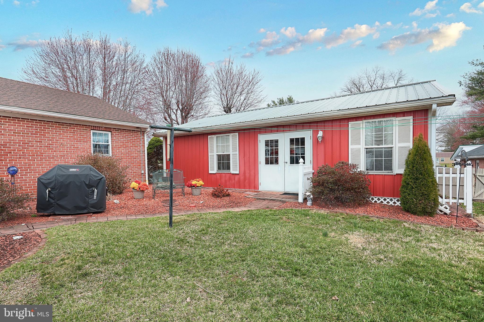 NEW OXFORD AREA - Residential