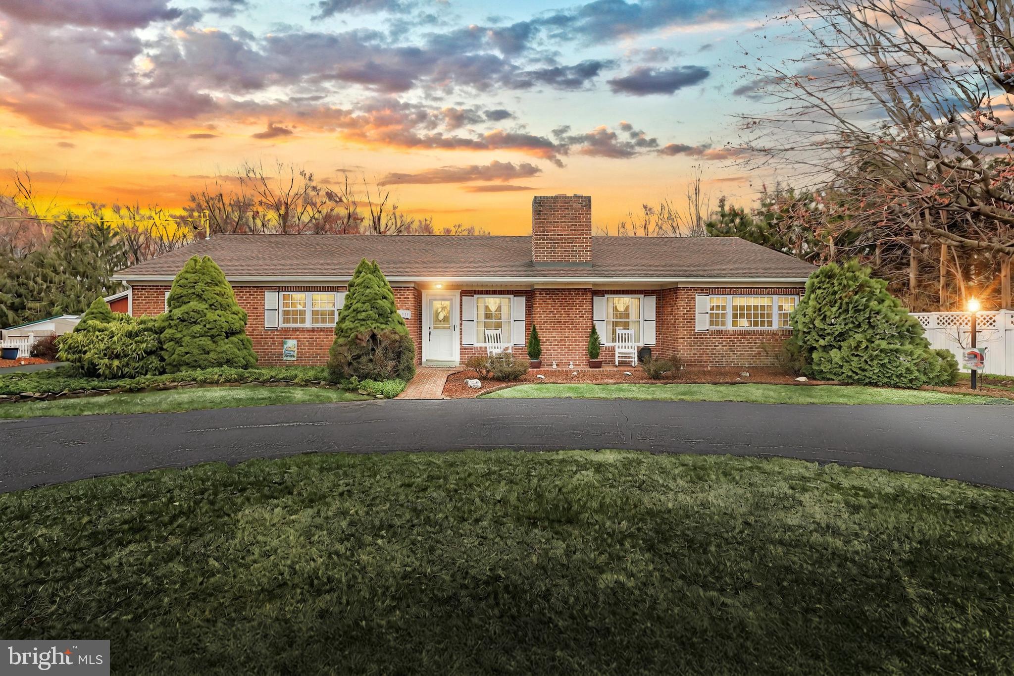 NEW OXFORD AREA - Residential