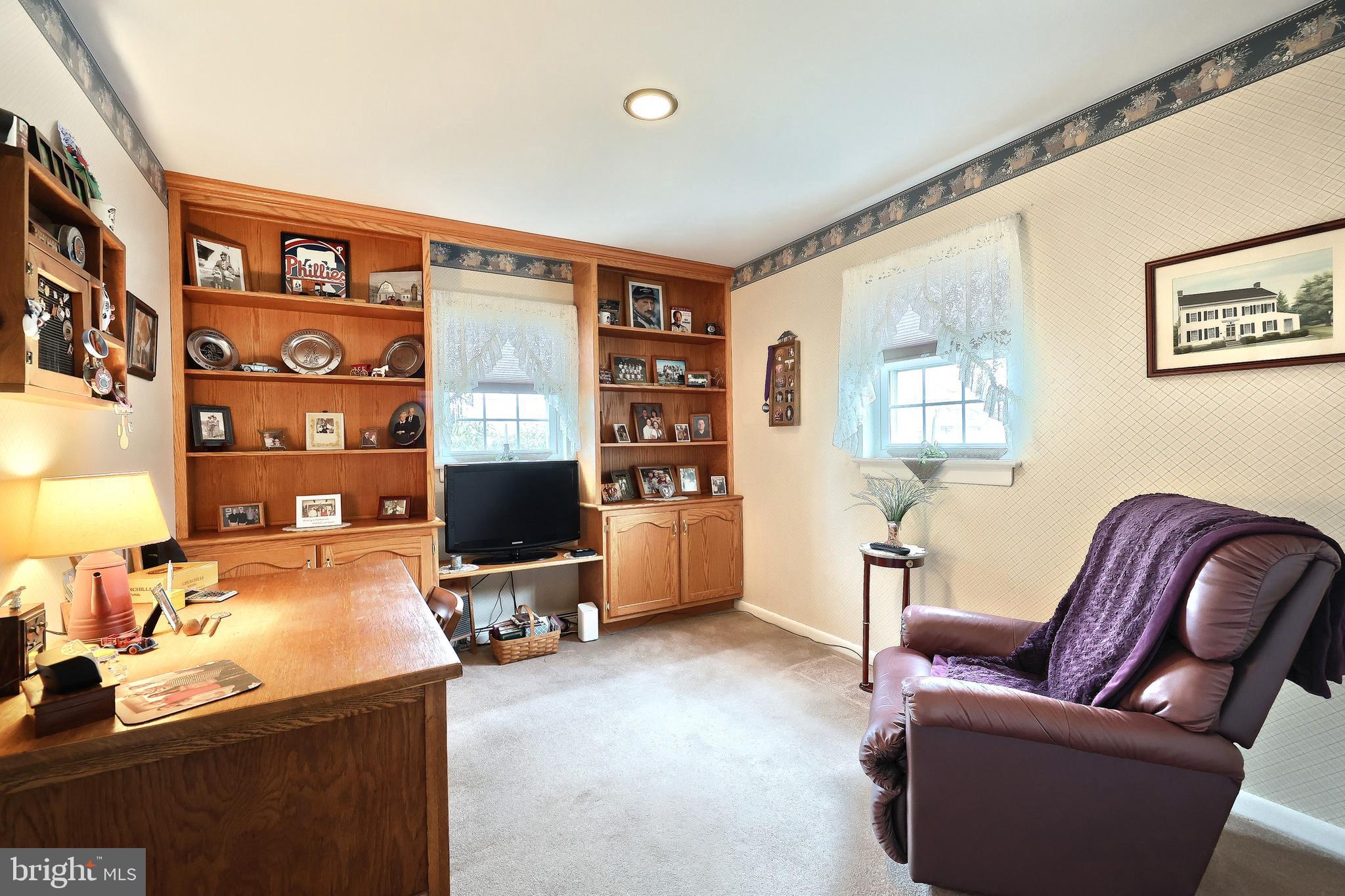 NEW OXFORD AREA - Residential