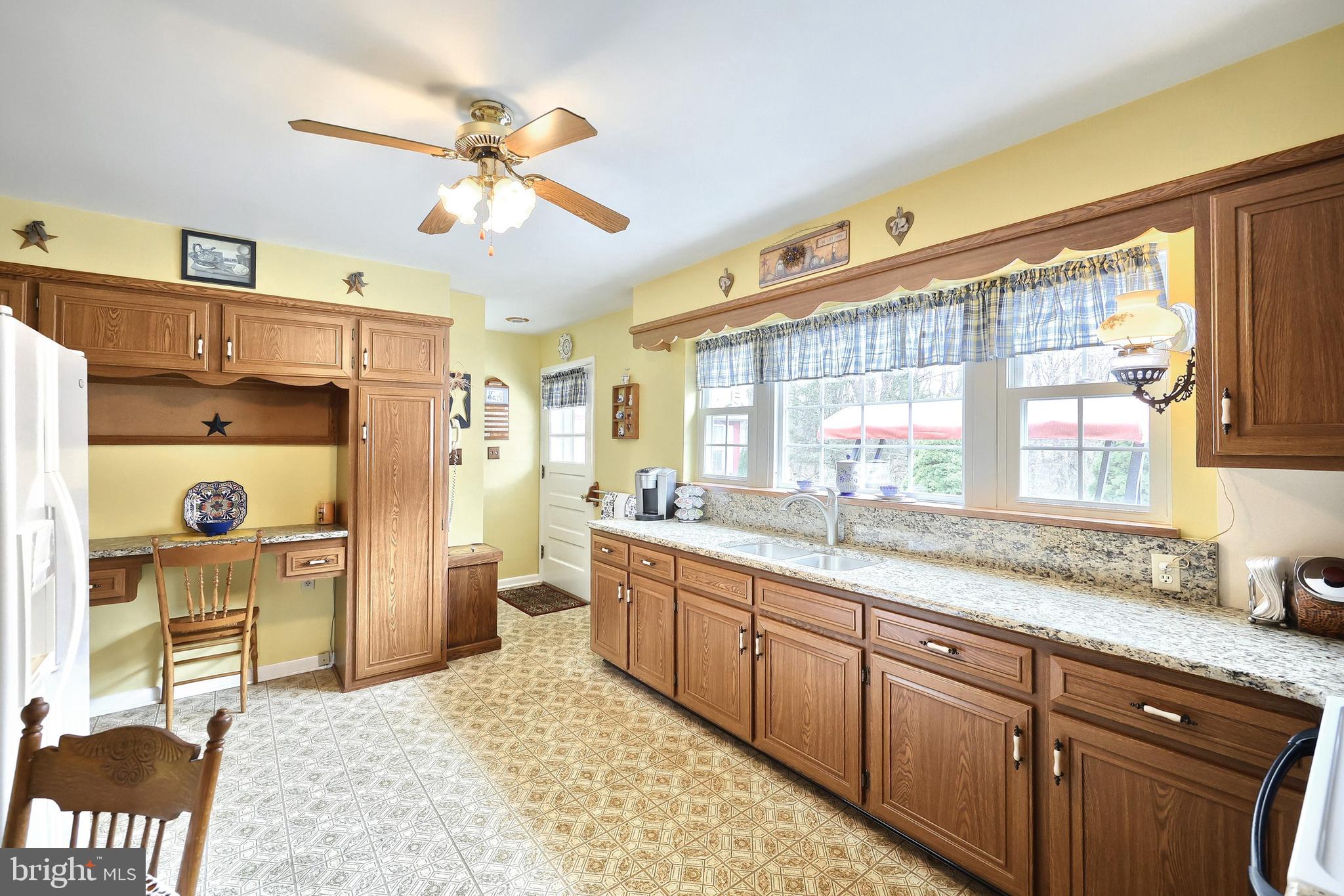 NEW OXFORD AREA - Residential