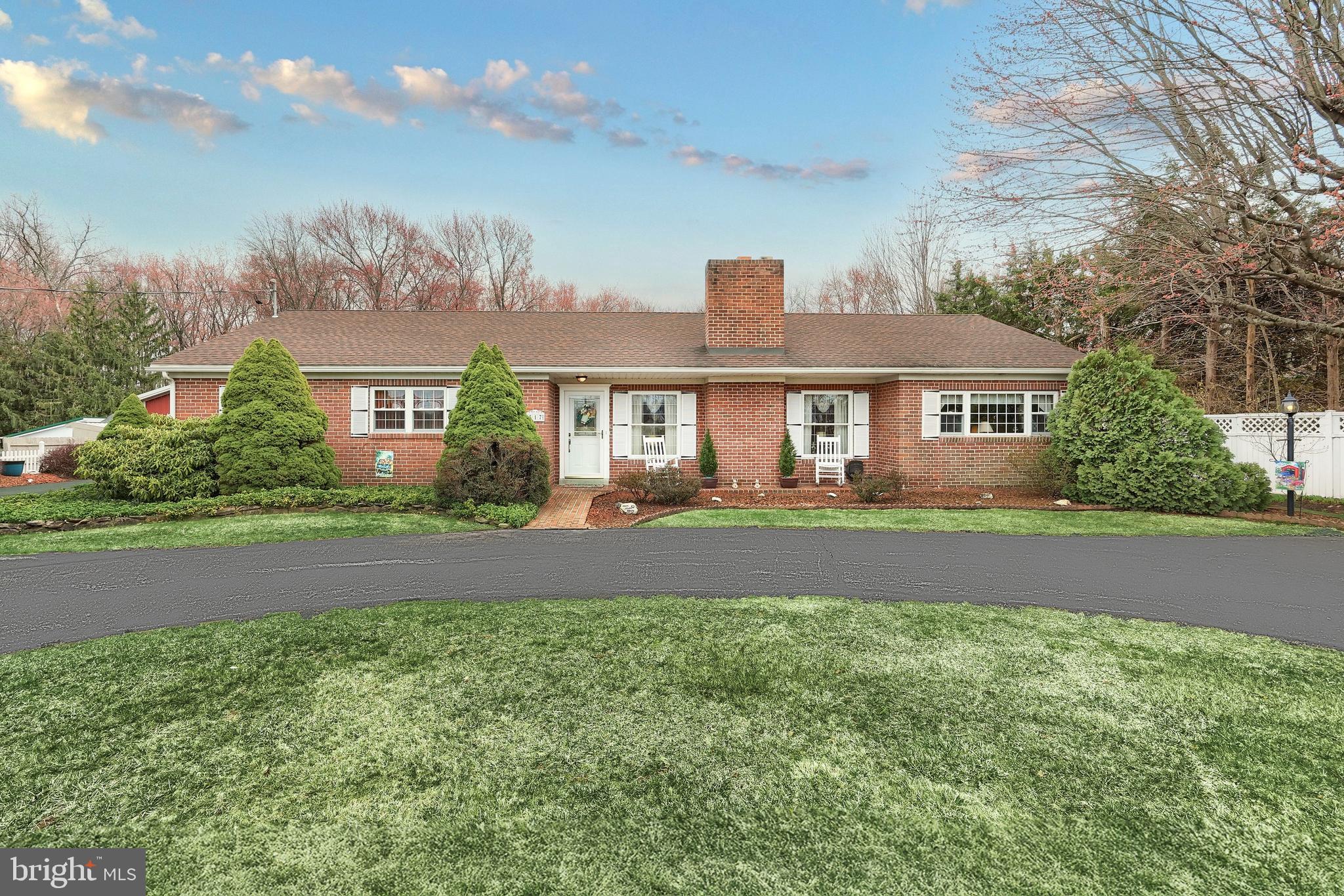 NEW OXFORD AREA - Residential