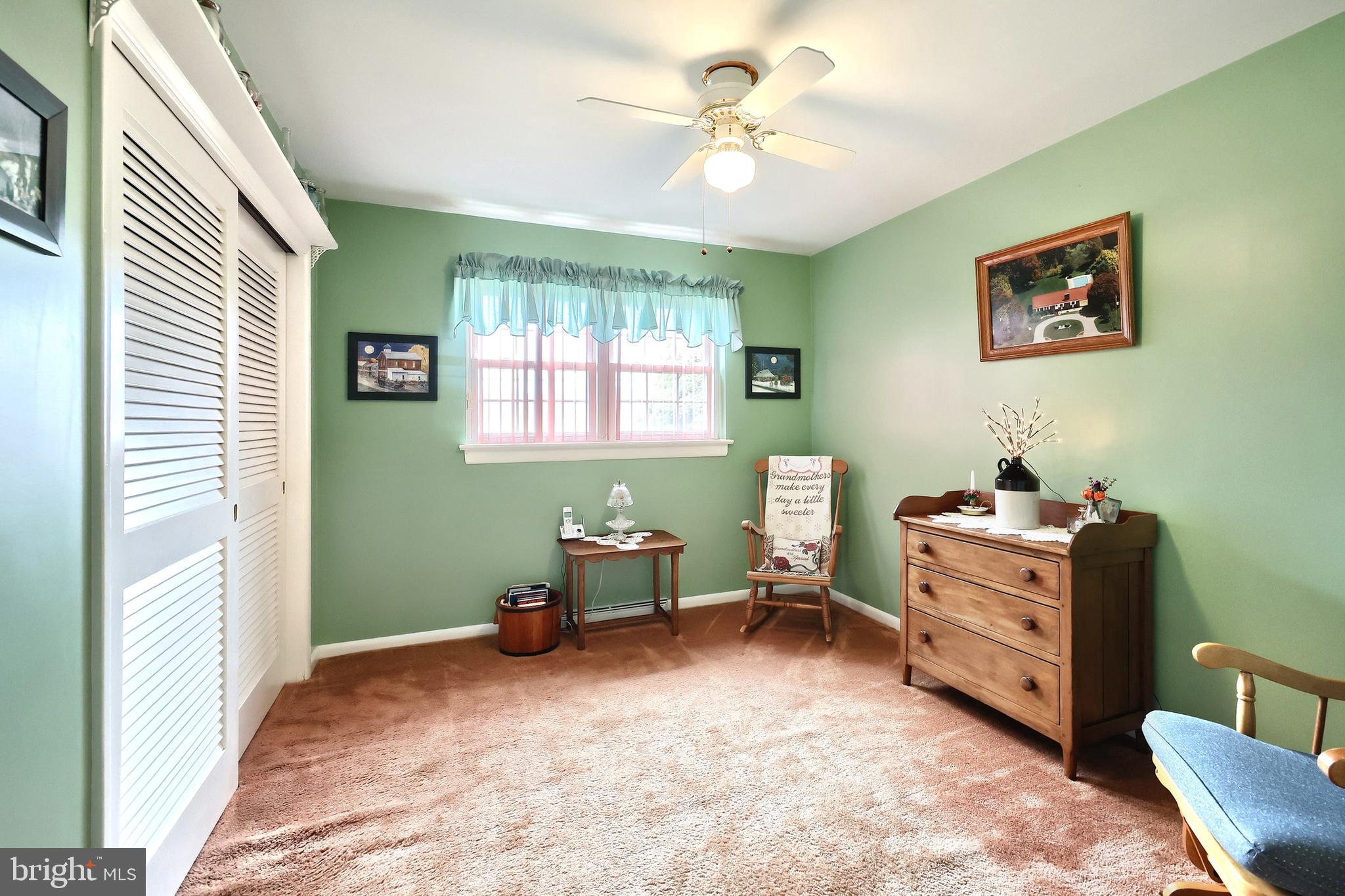 NEW OXFORD AREA - Residential