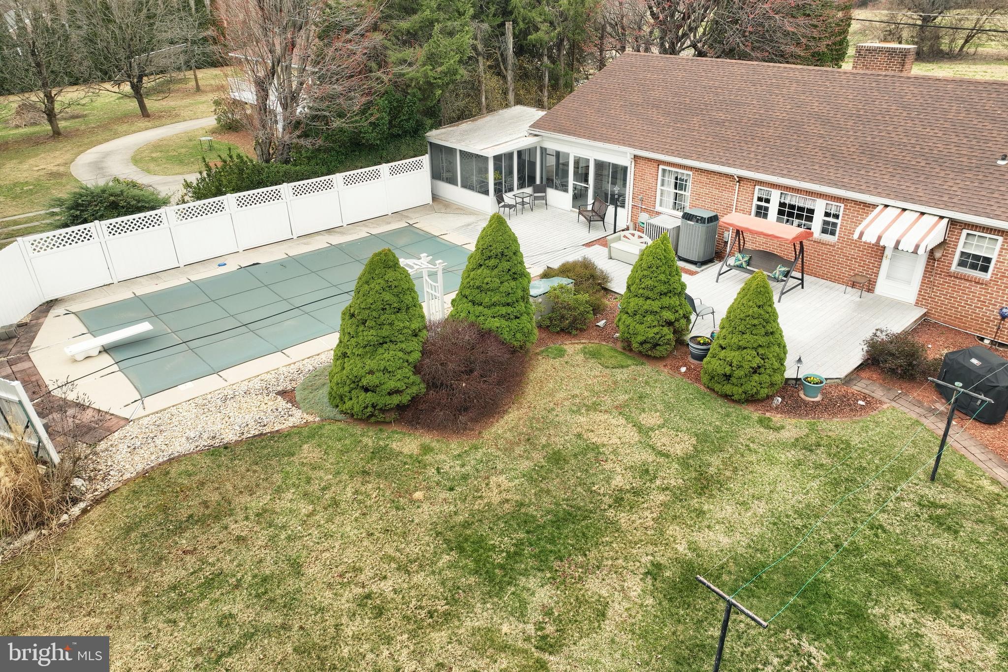 NEW OXFORD AREA - Residential