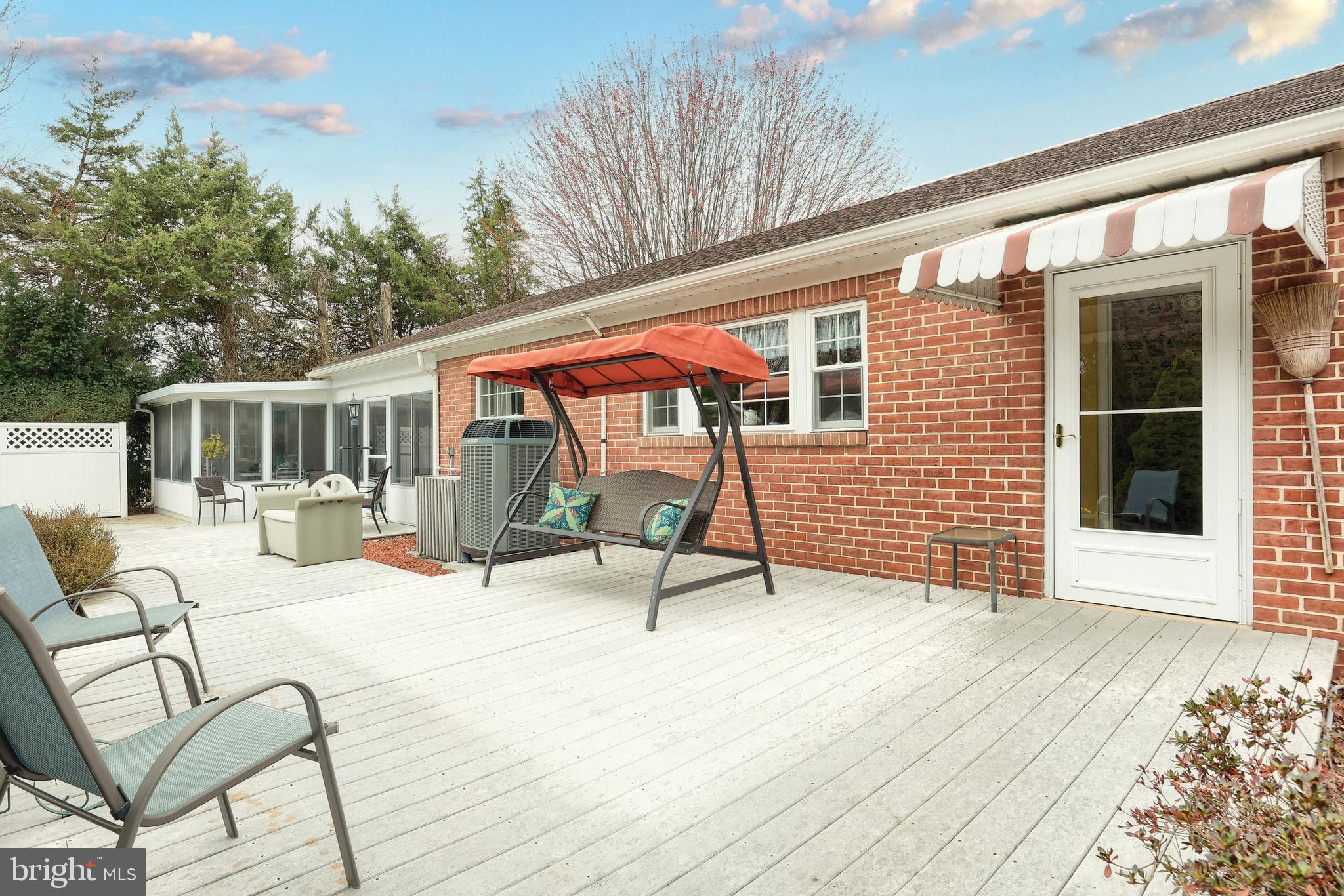 NEW OXFORD AREA - Residential