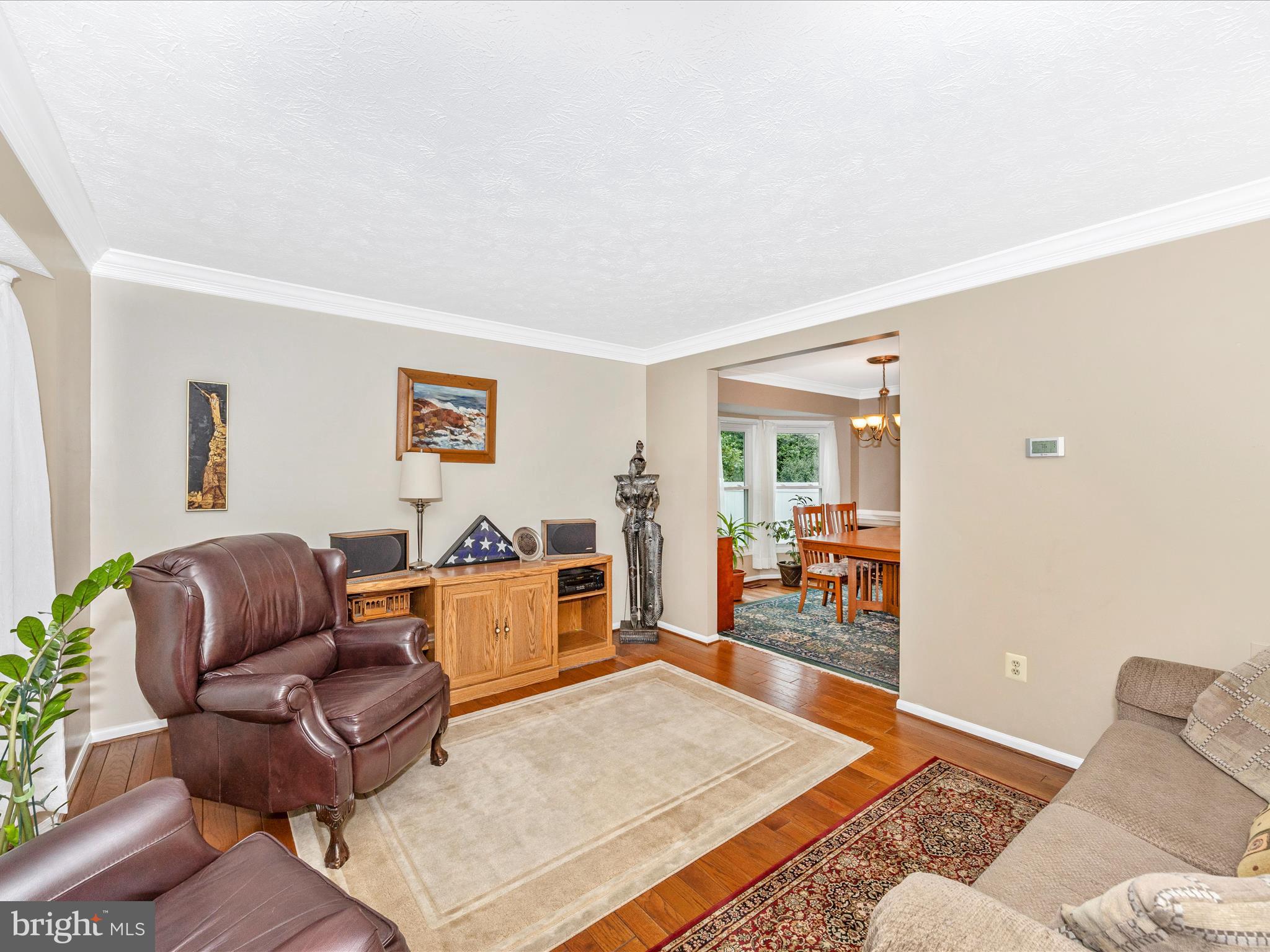 1405 HUNTING HORN LANE