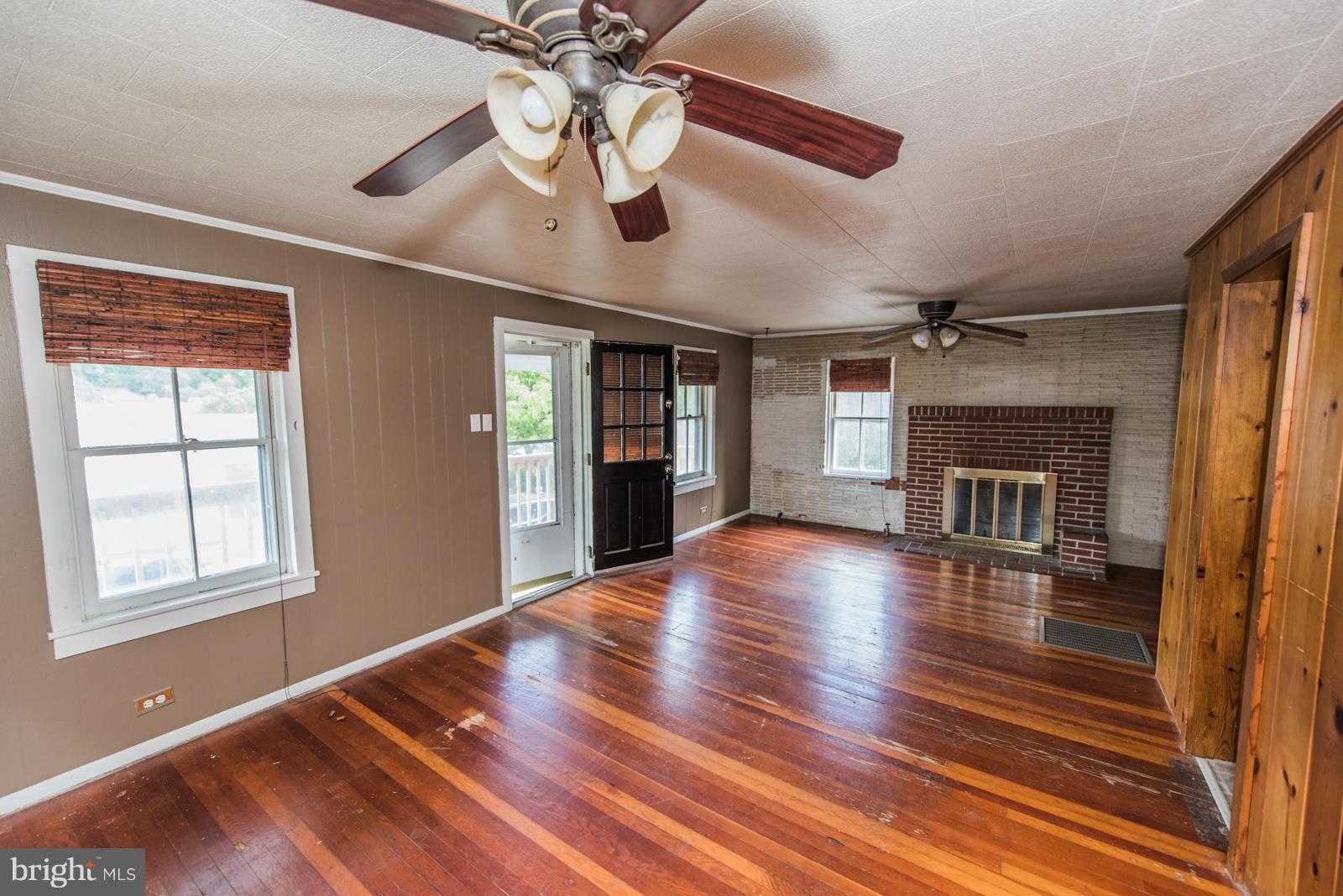 CROSFIELD - Residential