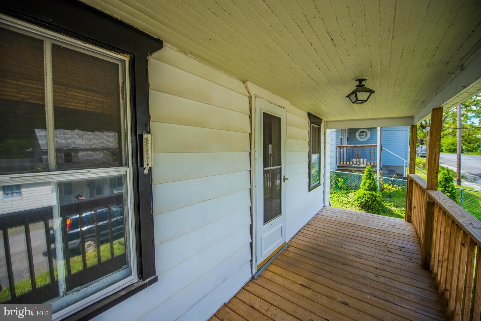 CROSFIELD - Residential