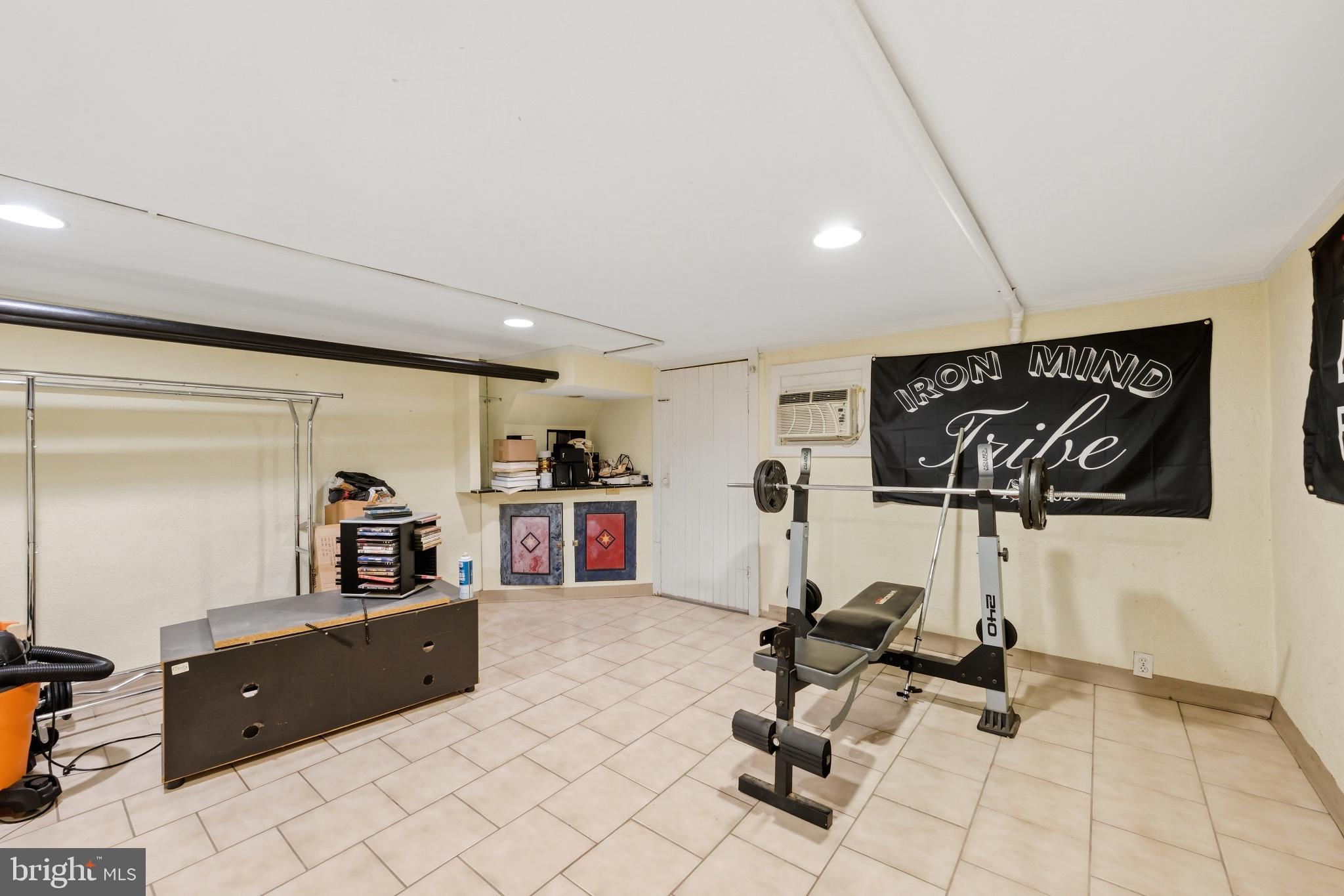 ALLENTOWN - Residential