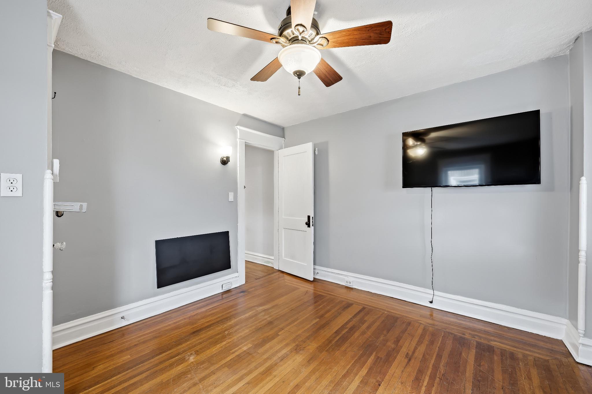 ALLENTOWN - Residential