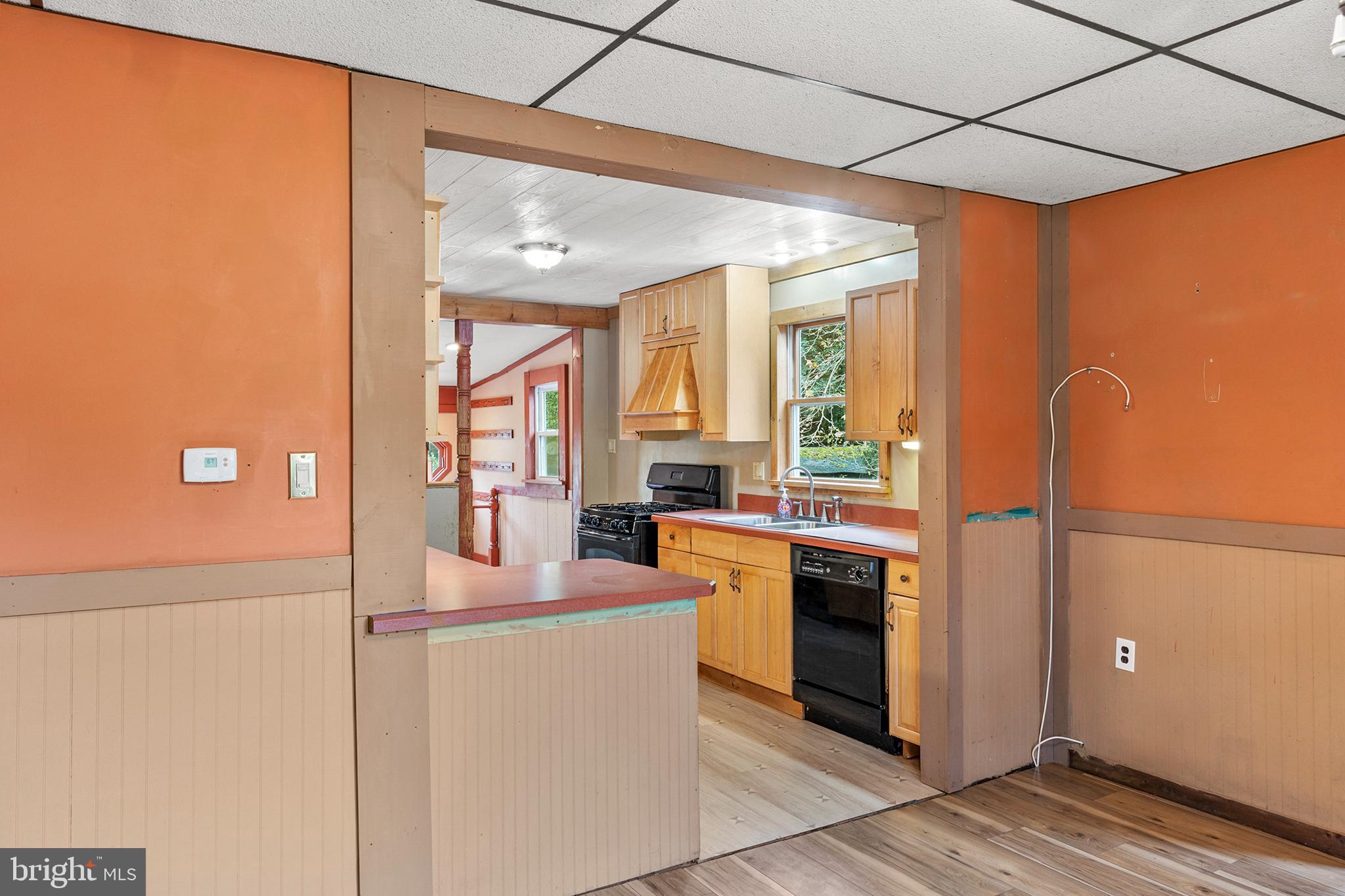 733 W FOREST GROVE ROAD