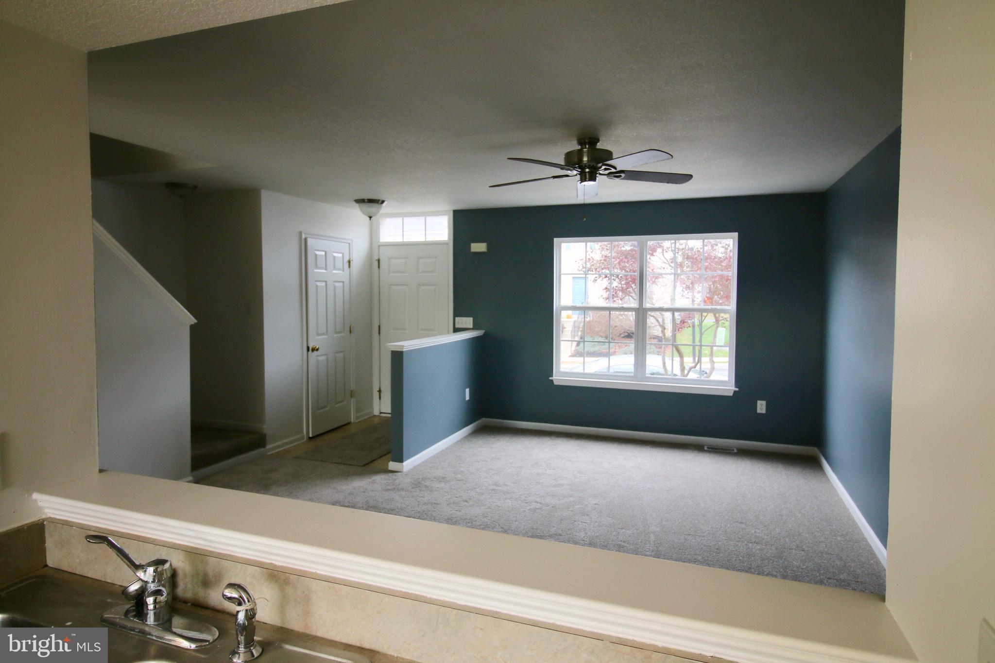 MANOR OAKS - Residential