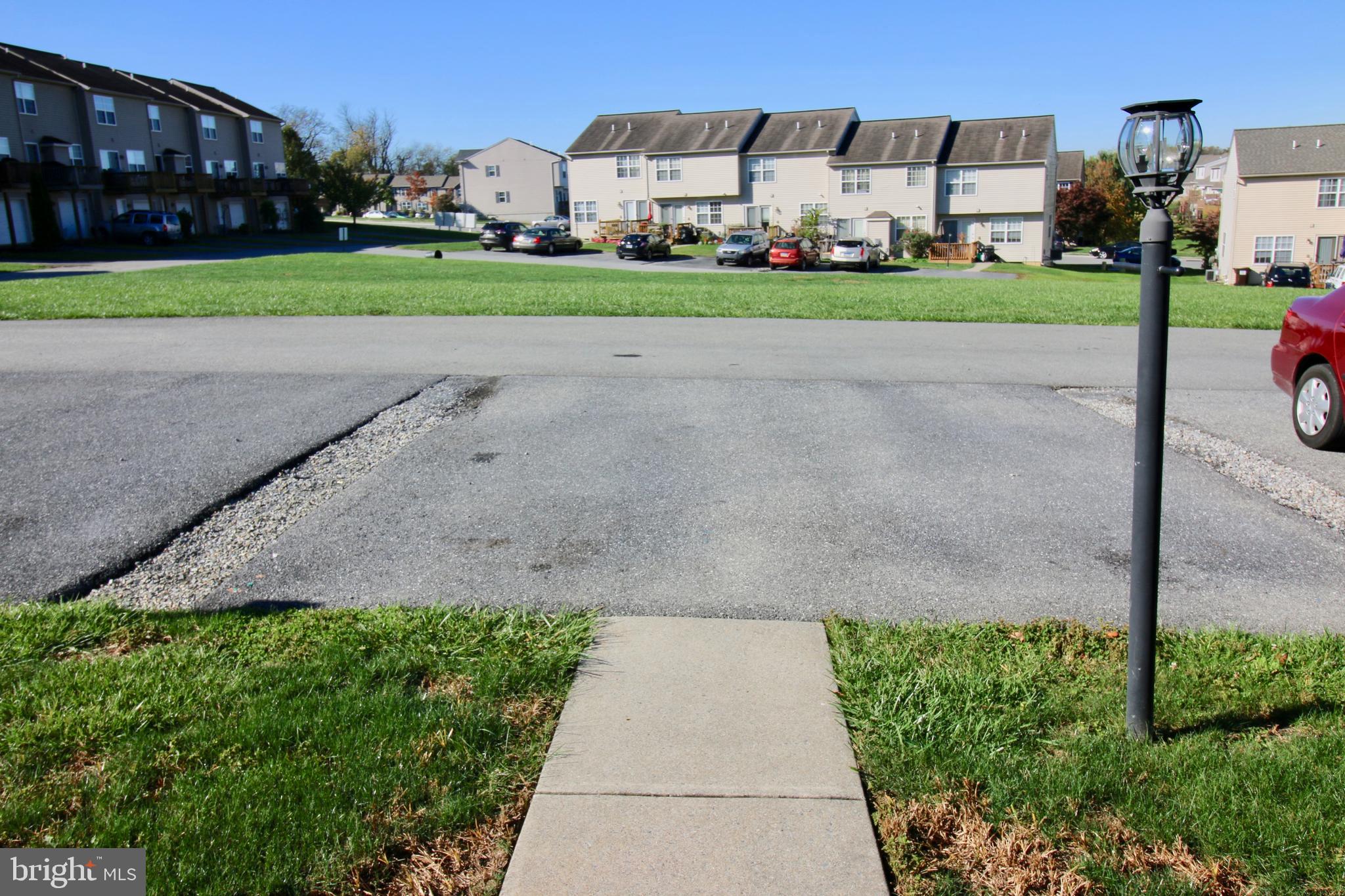 MANOR OAKS - Residential