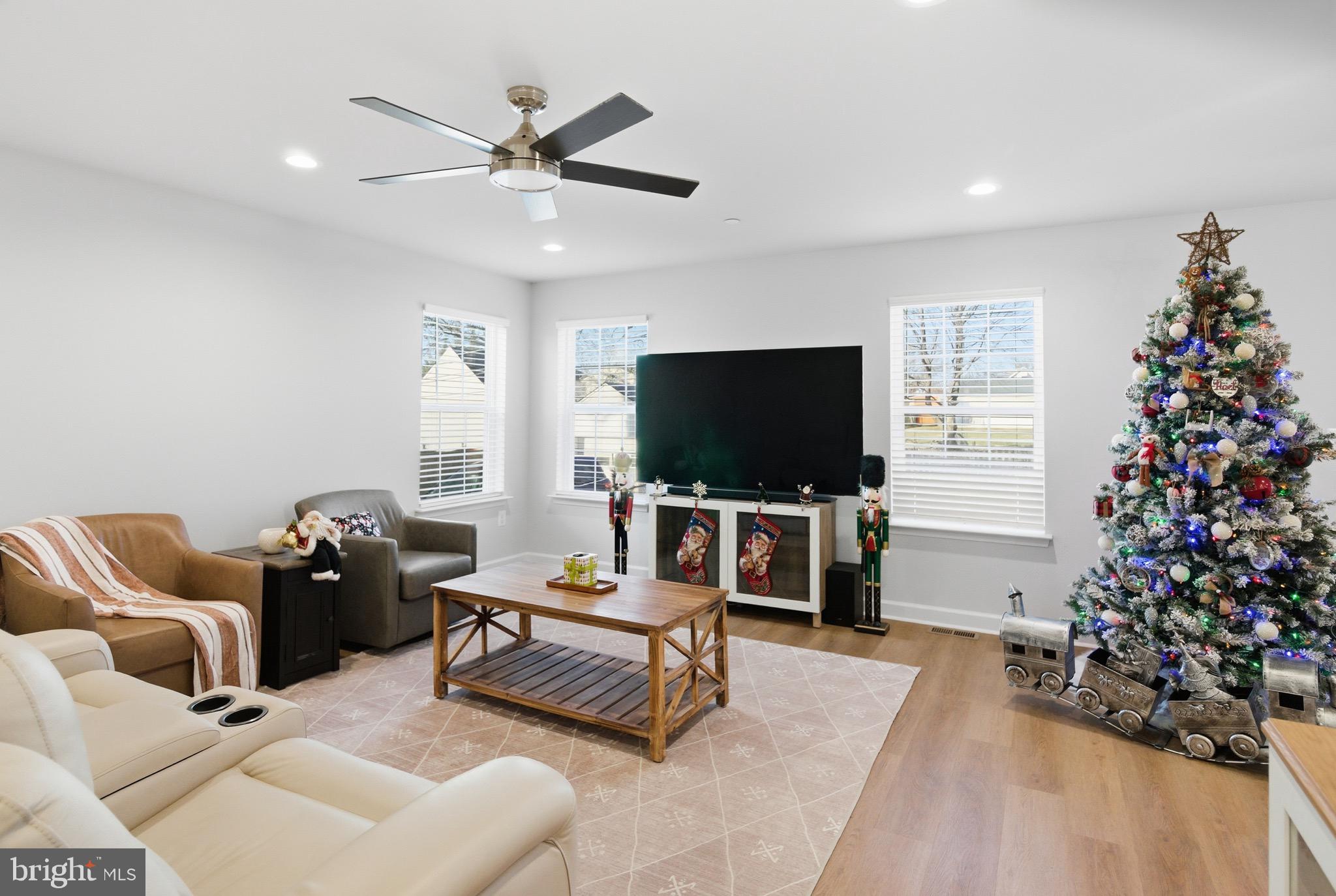 LINTHICUM HEIGHTS - Residential