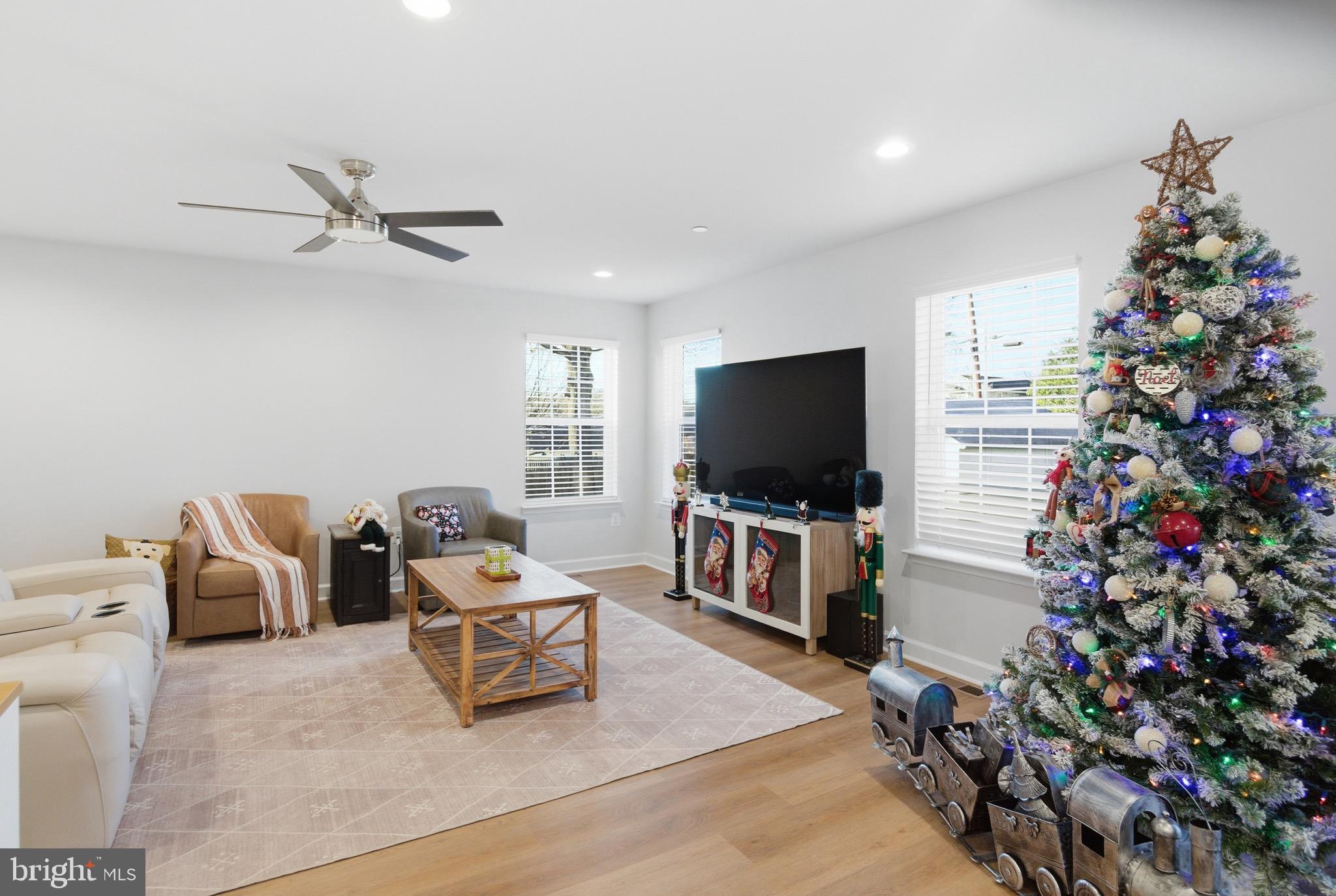 LINTHICUM HEIGHTS - Residential