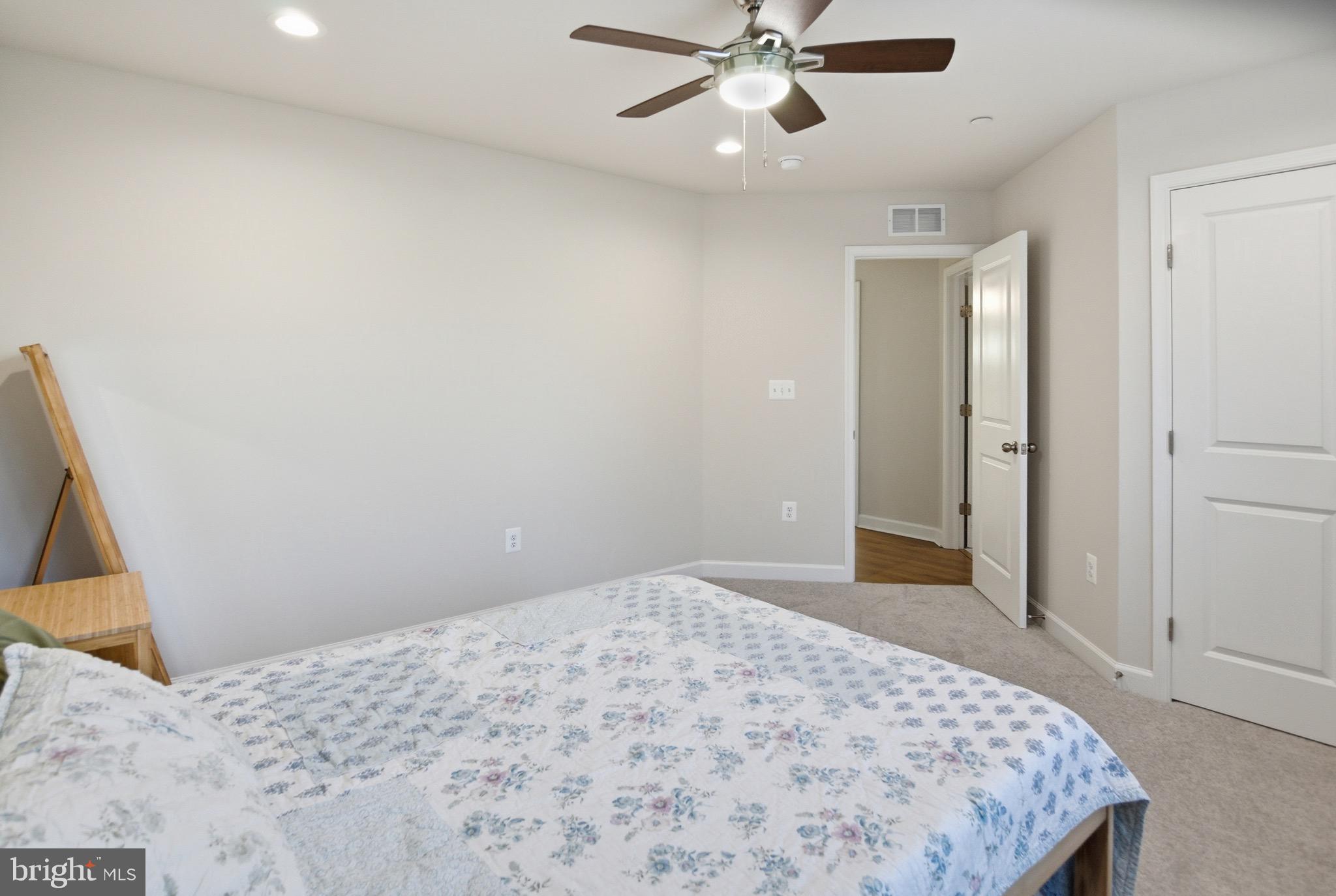 LINTHICUM HEIGHTS - Residential