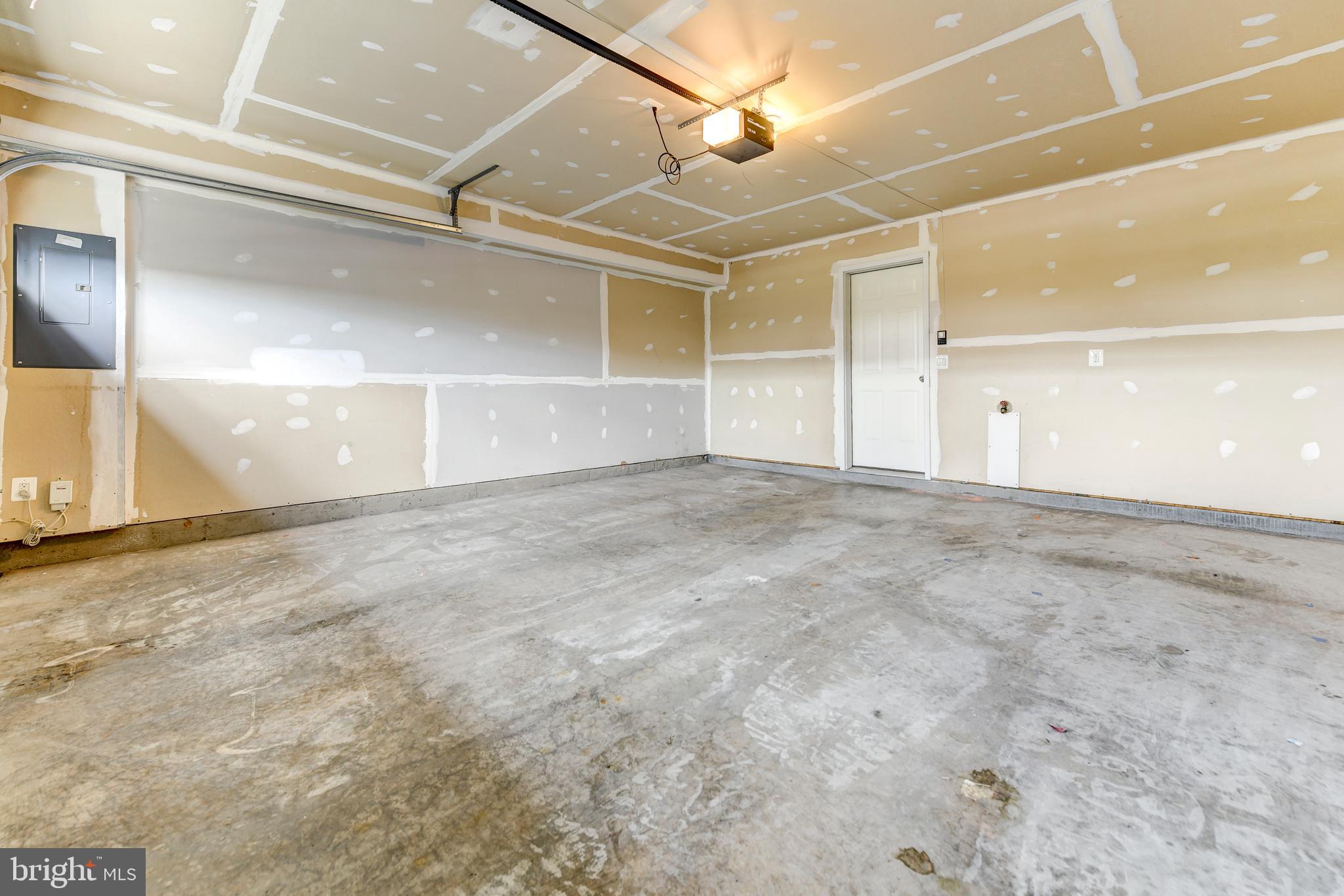 EASTGATE SQUARE - Residential Lease