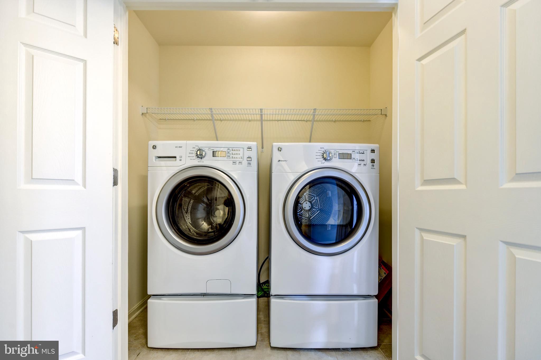 EASTGATE SQUARE - Residential Lease