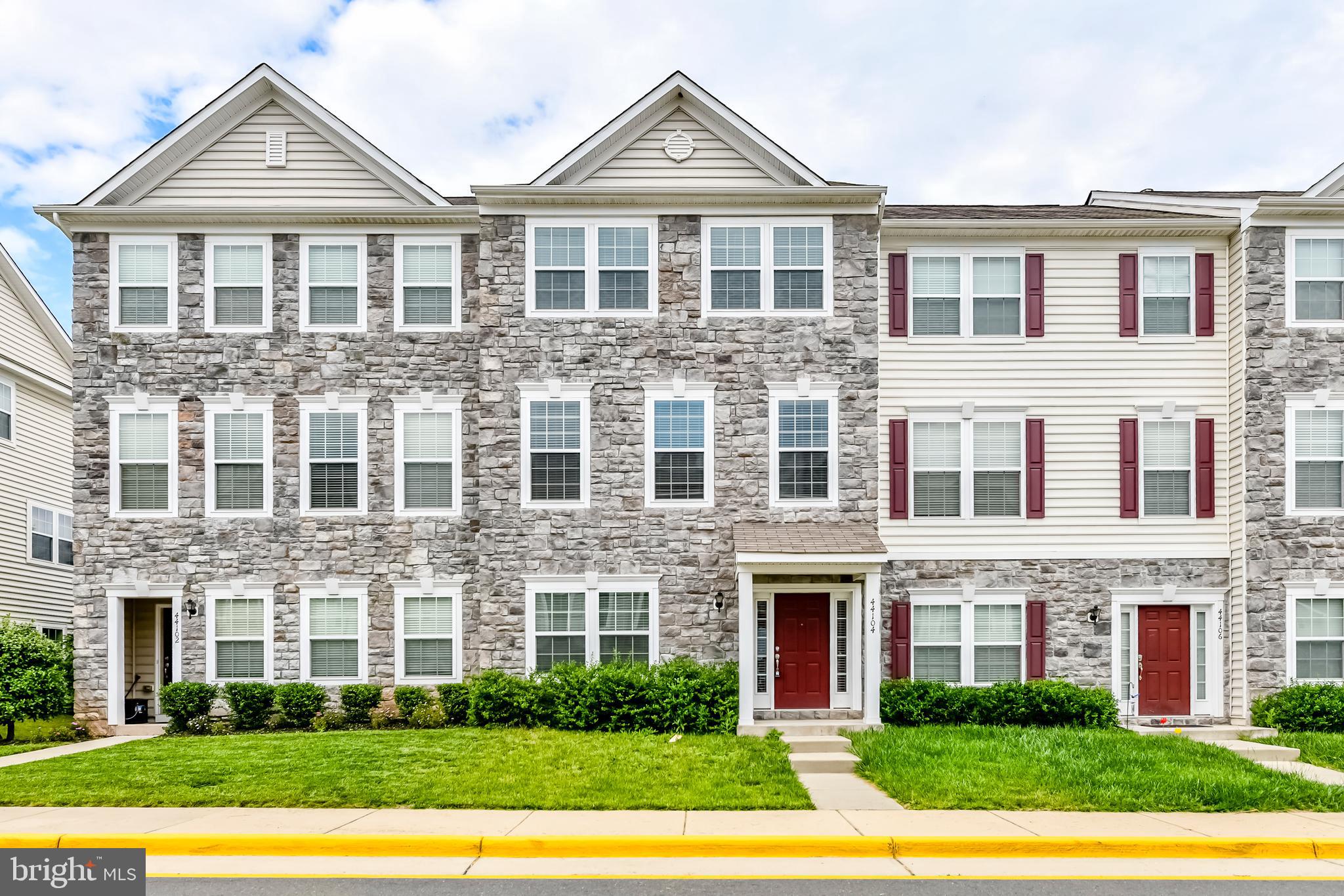 EASTGATE SQUARE - Residential Lease