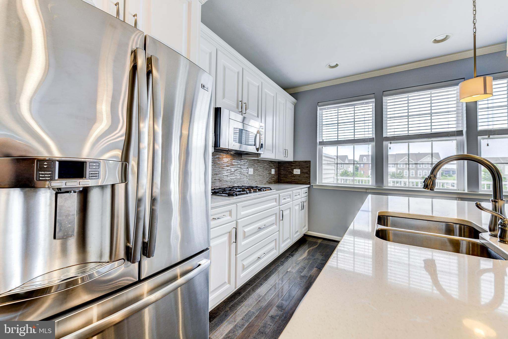 EASTGATE SQUARE - Residential Lease