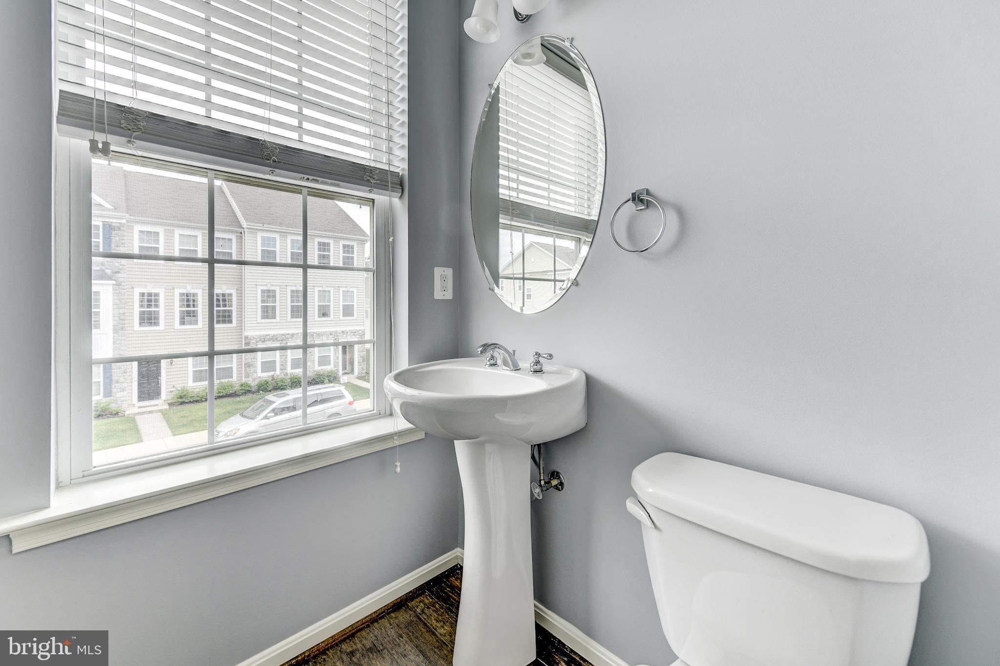 EASTGATE SQUARE - Residential Lease