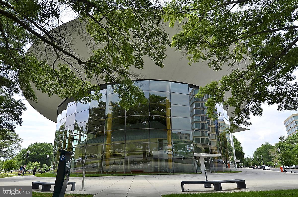 TIBER ISLAND - Residential